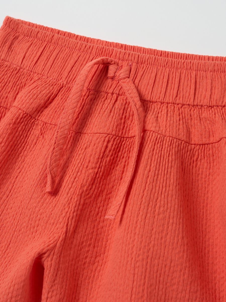 Orange regular fit baby girl shorts in pure cotton_2