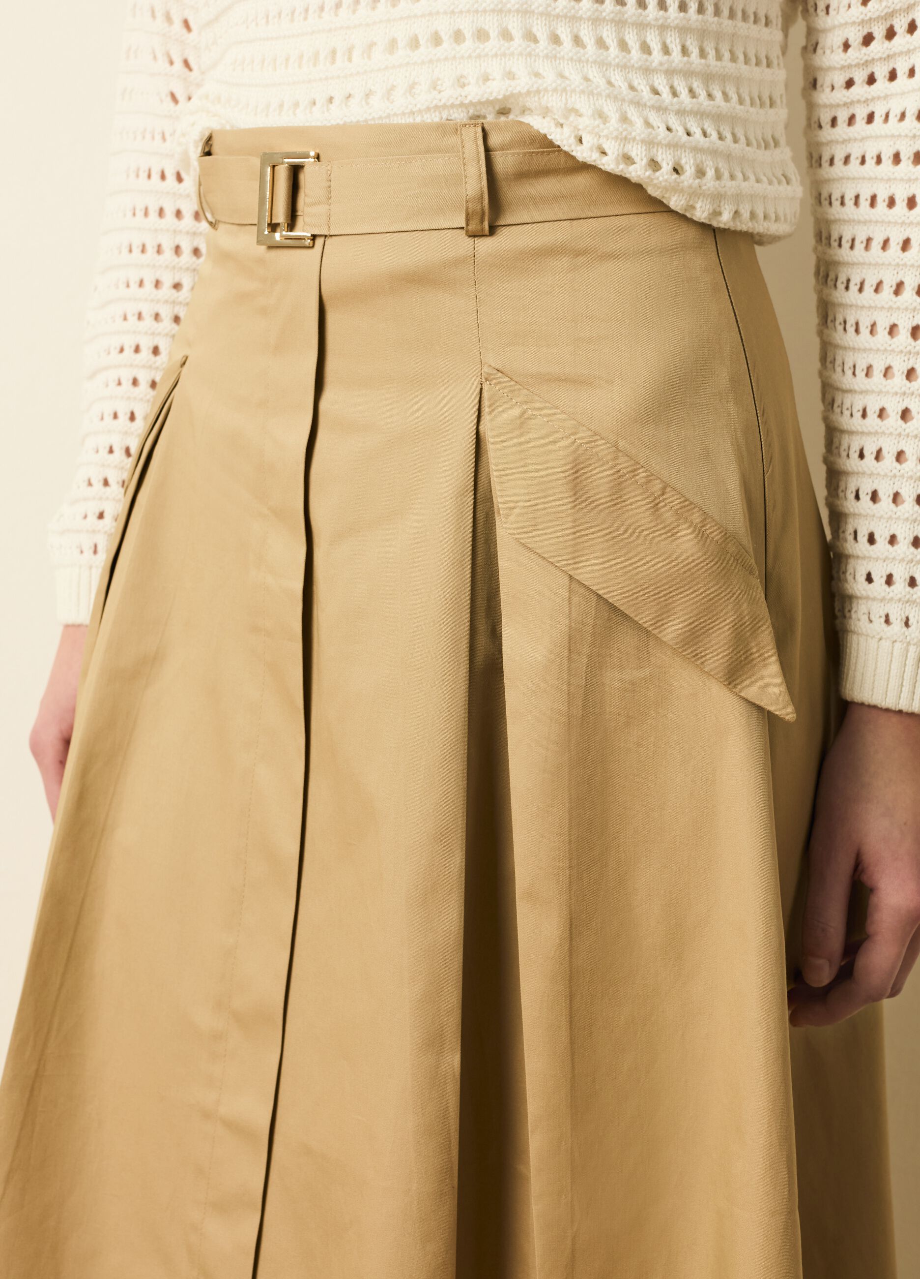Long full skirt with buckle