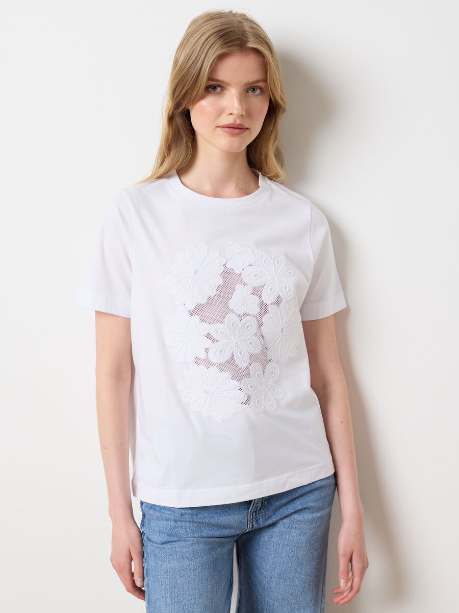 Women's pure cotton white t-shirt regular fit_1