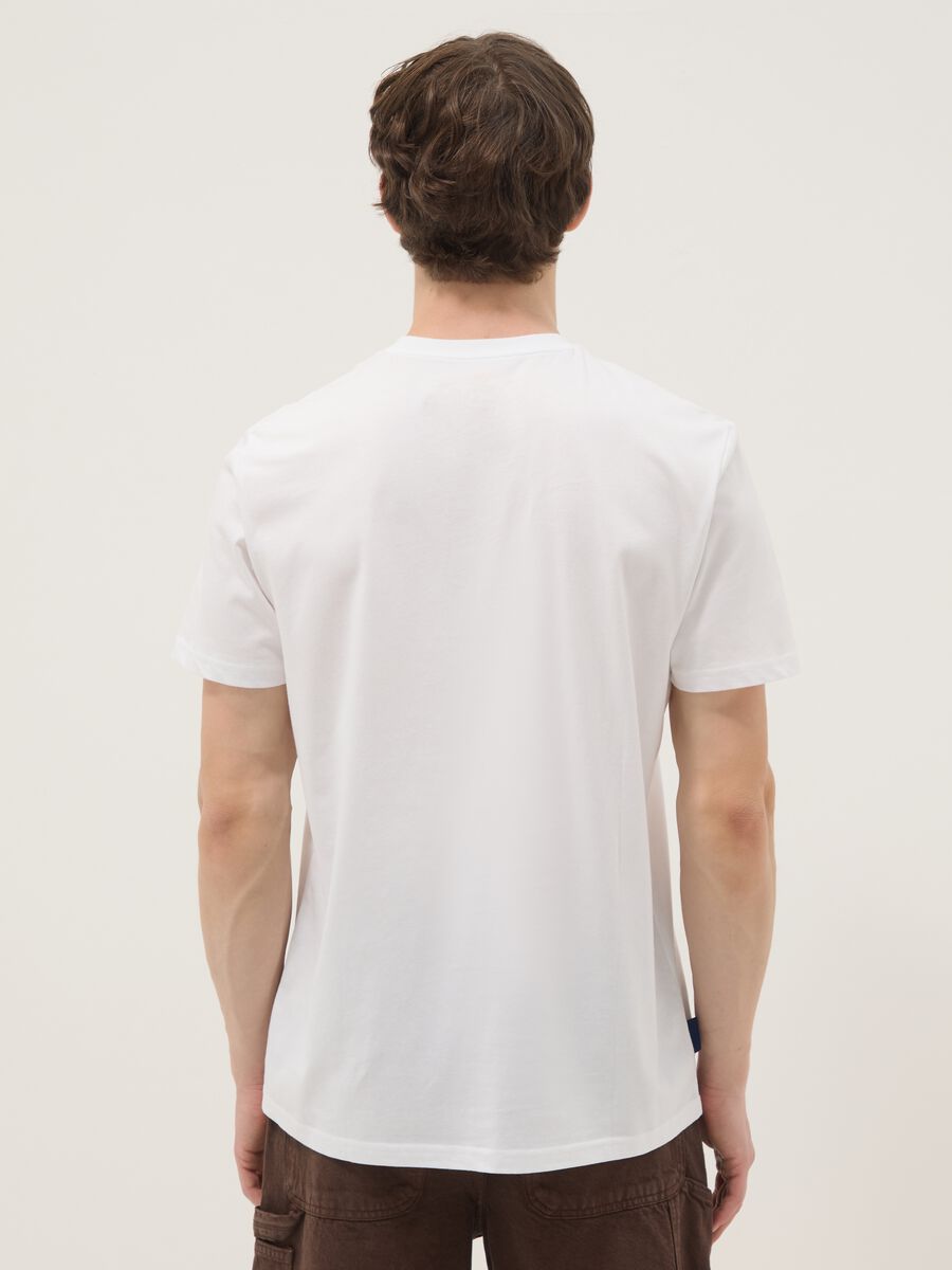 White pure cotton regular-fit printed T-shirt_3