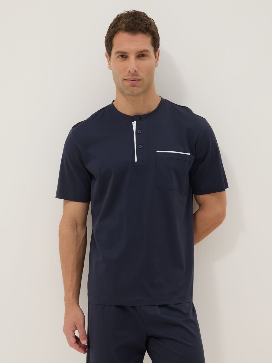 Regular fit short blue cotton pyjamas with Henley collar_1