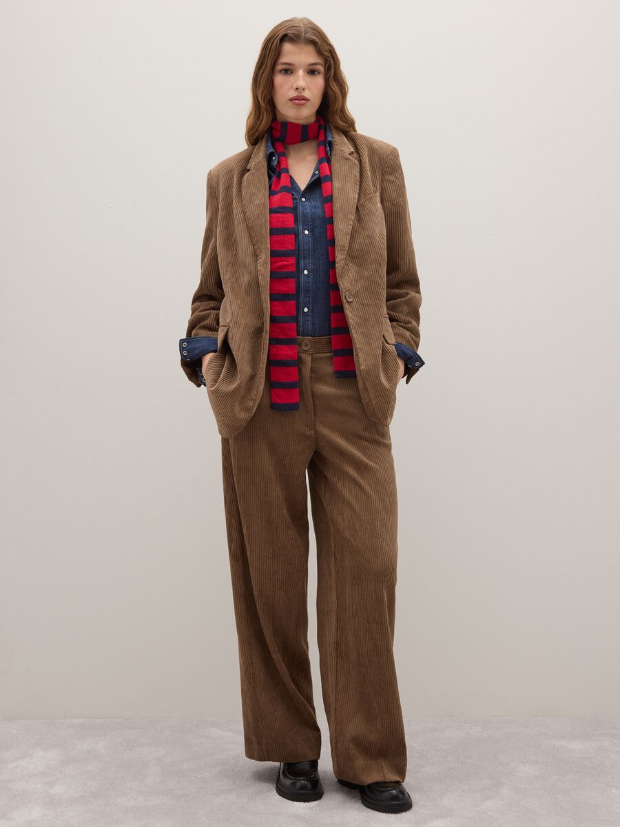 Red and blue striped scarf_0