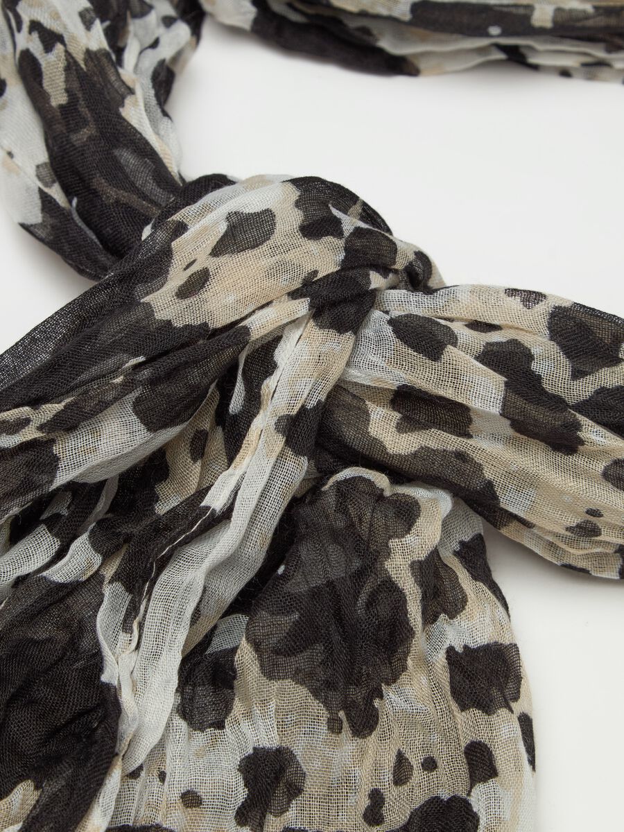 Crinkle-effect speckled pashmina_1