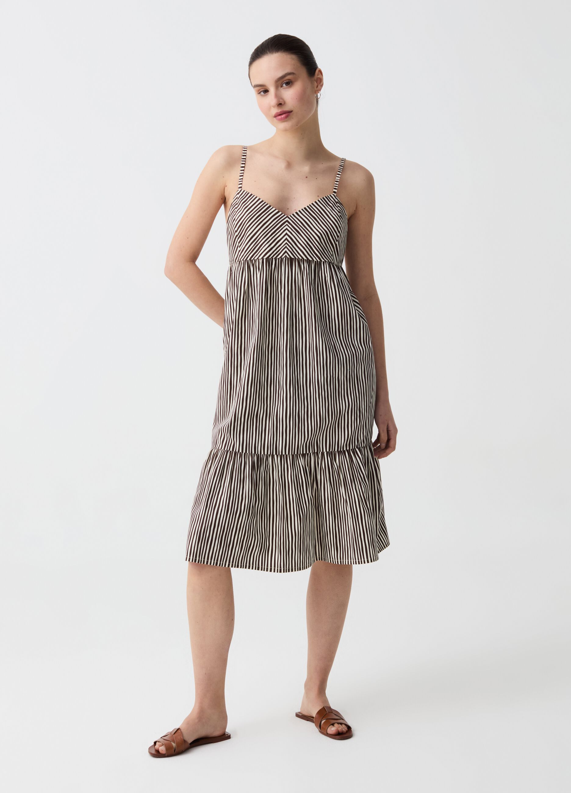 Vestito midi con balza
