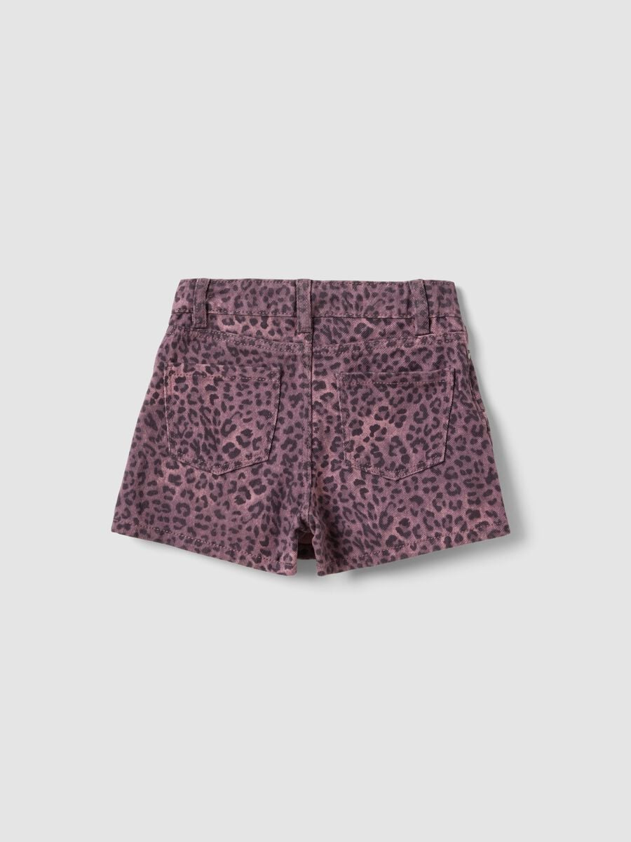 Shorts slim fit rosa animalier in puro cotone per bambina_1