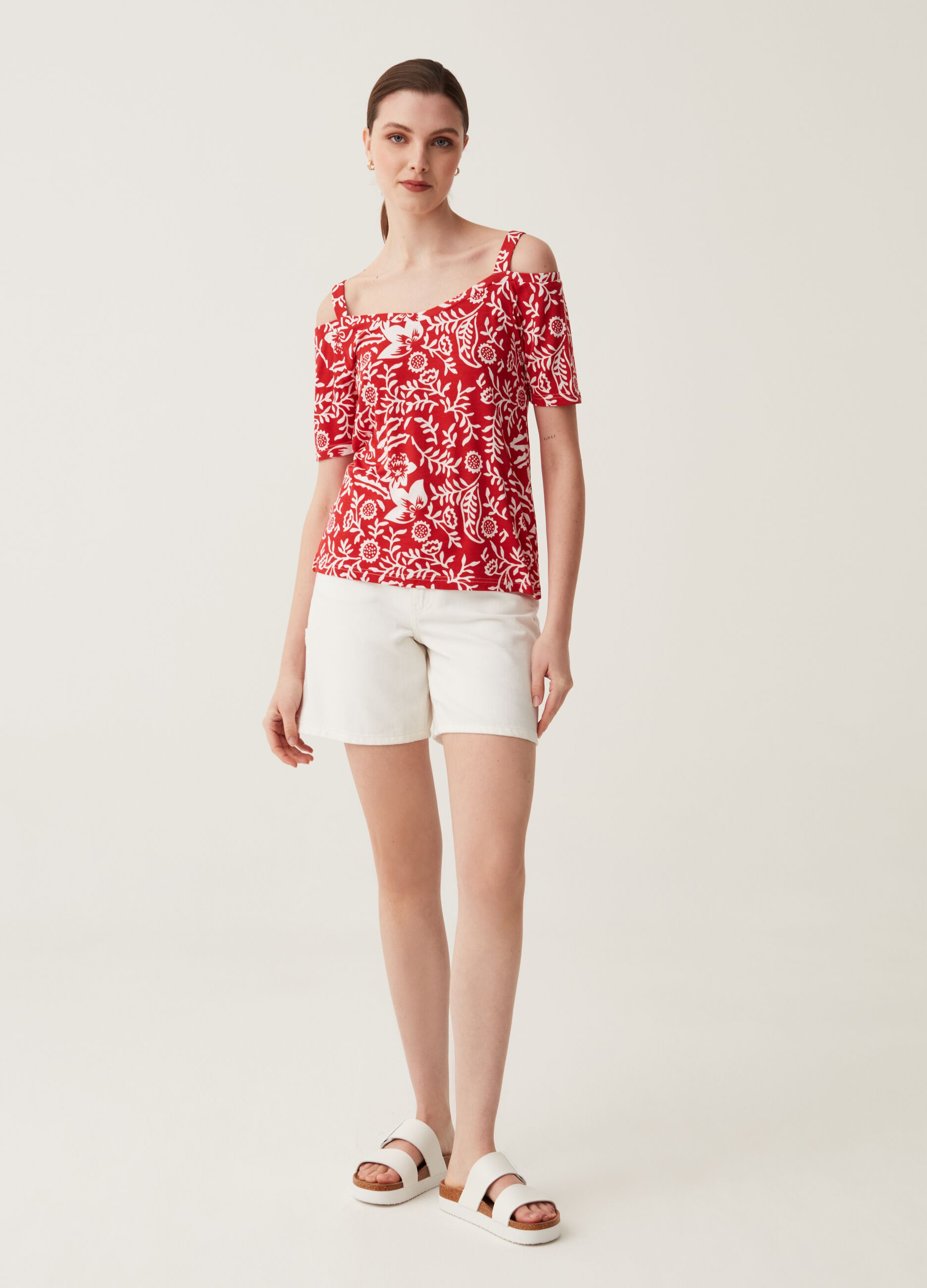 T-shirt con spalle scoperte stampa all-over_1