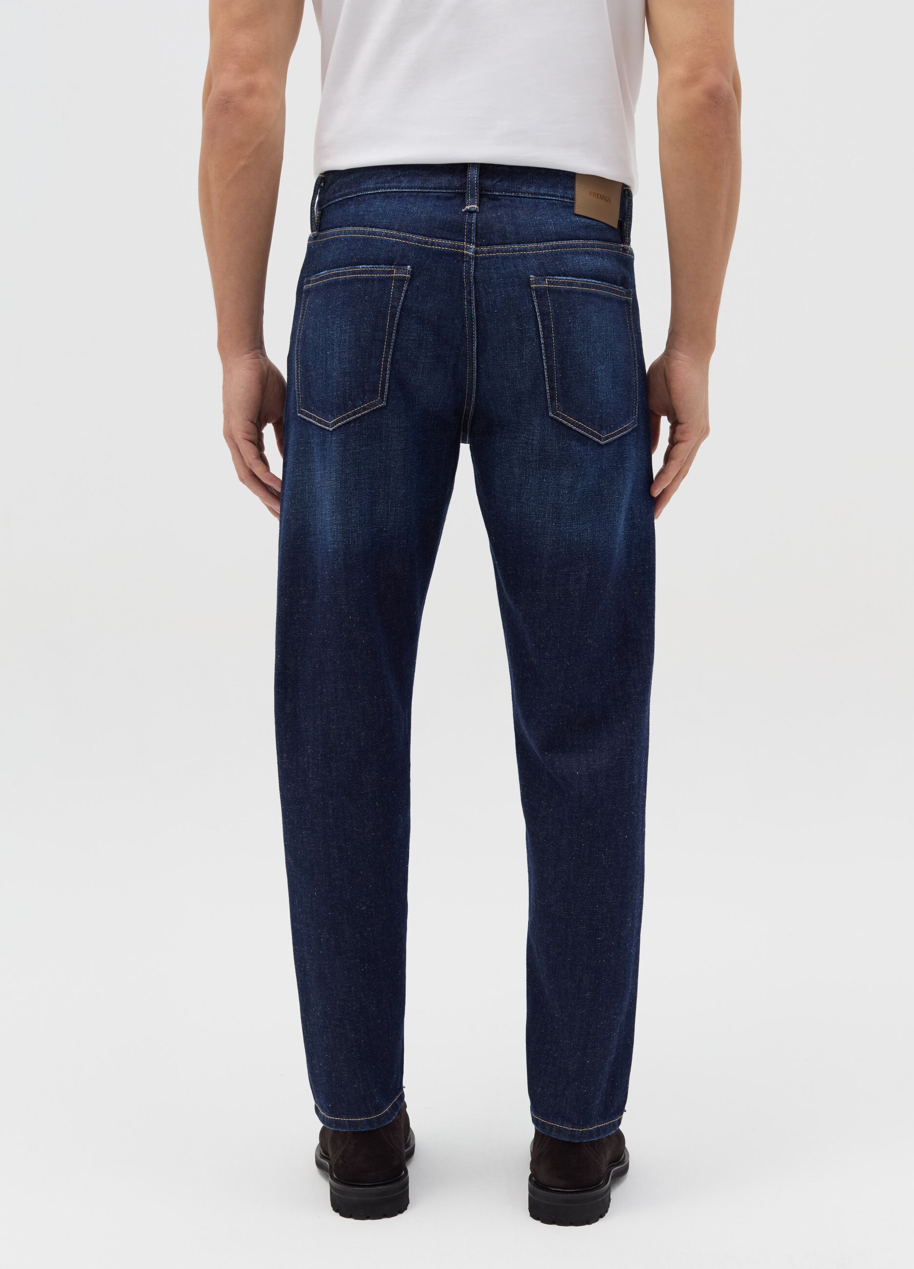 Relaxed-fit jeans with fading