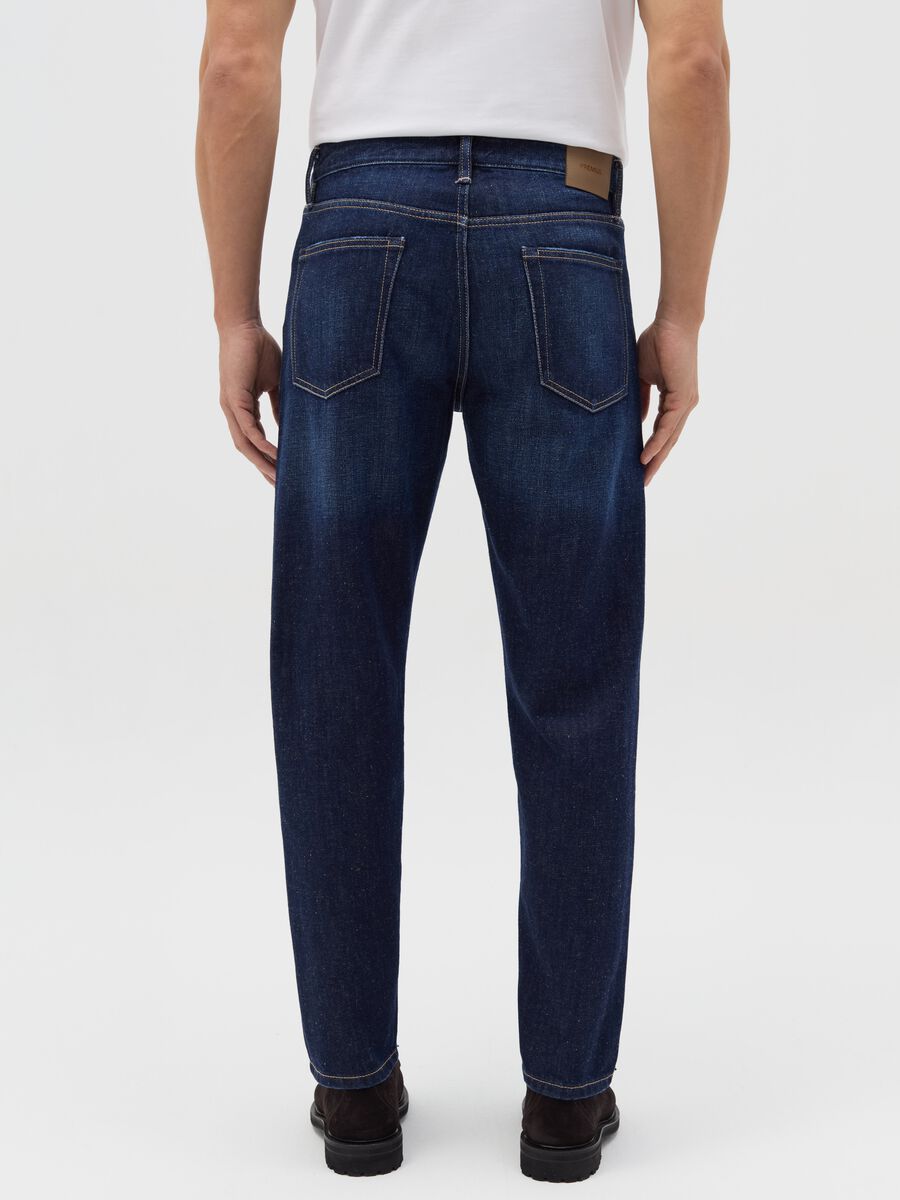 Relaxed-fit jeans with fading_3