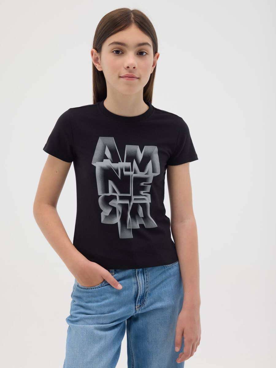T-shirt nera in cotone elasticizzato con stampa _0