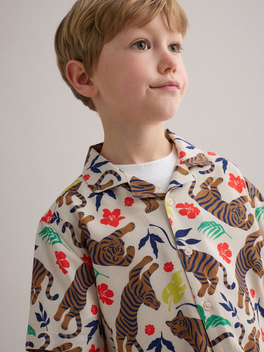 Boys&rsquo; multicolour pure viscose regular-fit shirt with prints_2
