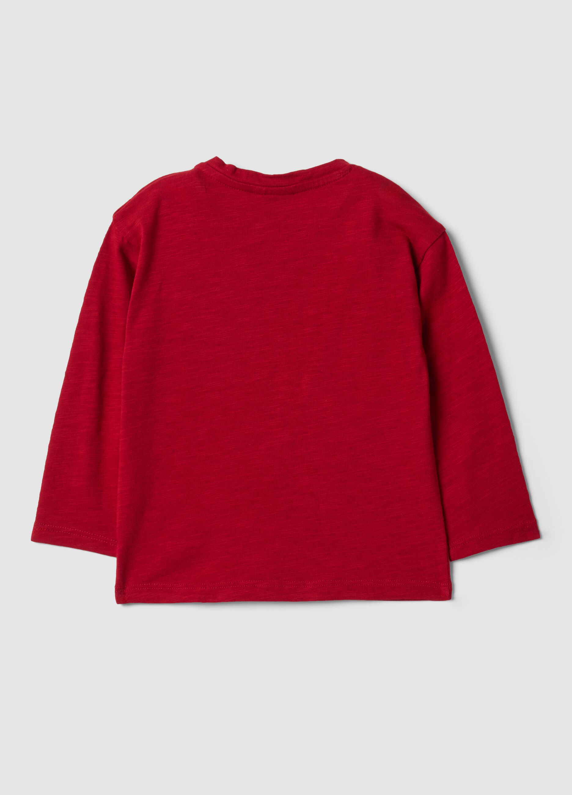 T-shirt rossa in puro cotone organico con girocollo e taschino