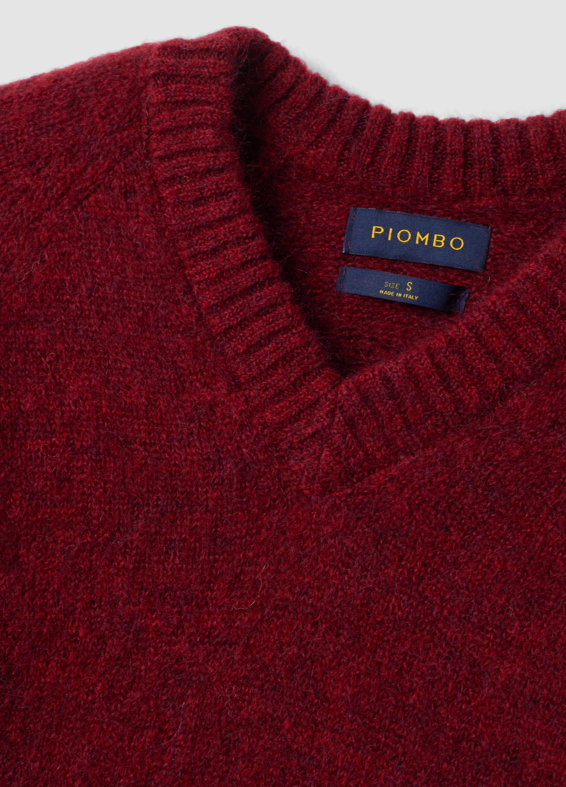 Red oversized V-neck jumper in stretchy mohair and merino wool