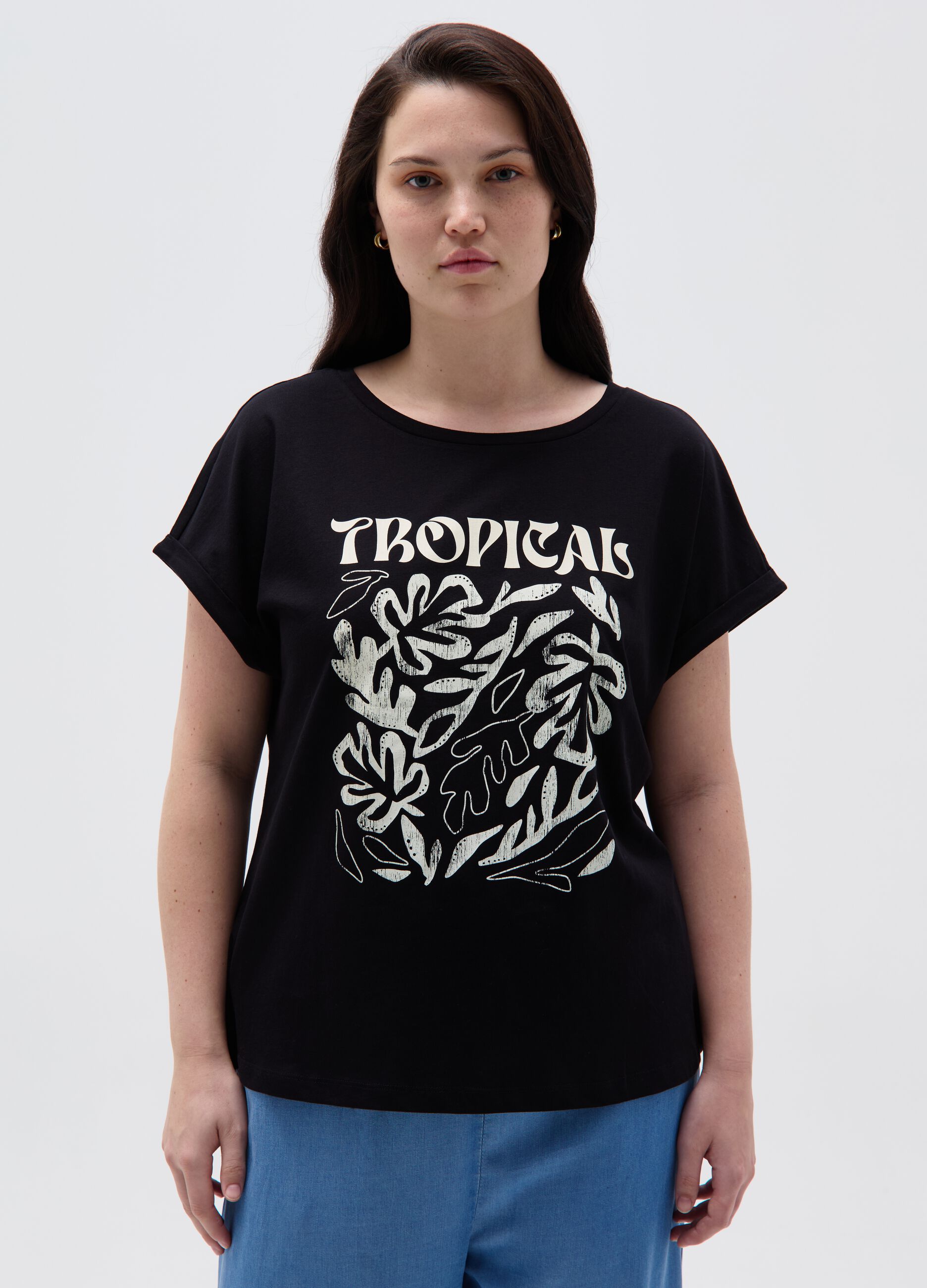 Curvy T-shirt with tropical print