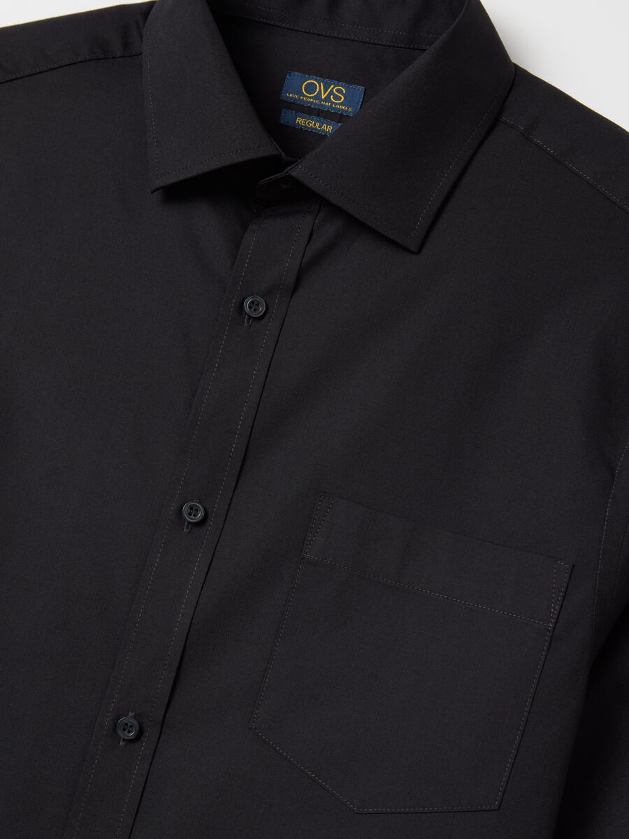 Regular-fit easy-iron shirt with short sleeves_5