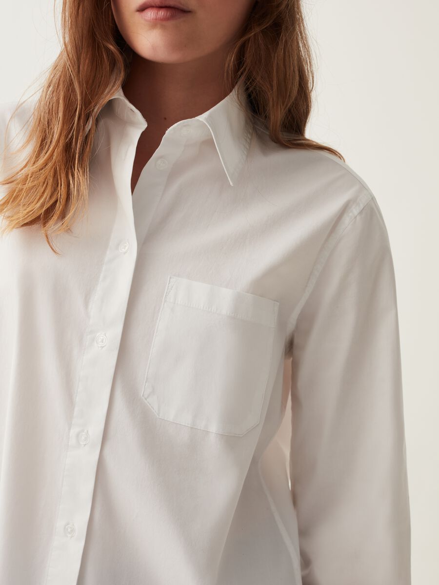 Camicia oversize con tasche_3
