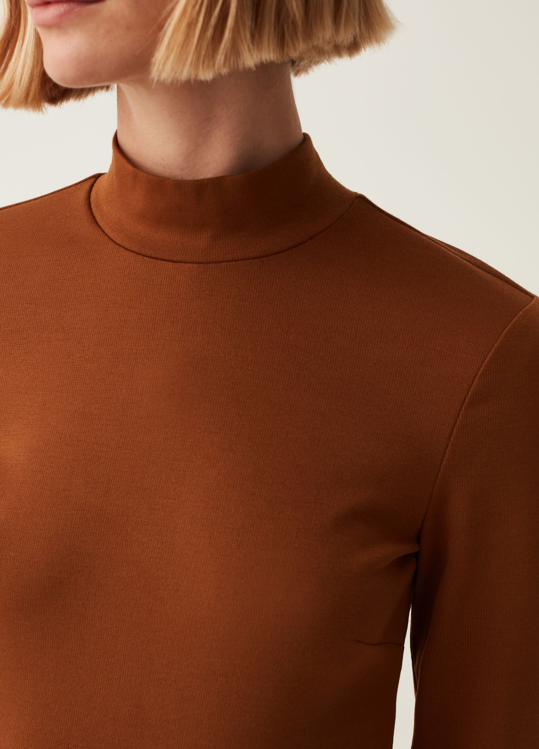 Abito corto mock neck_3