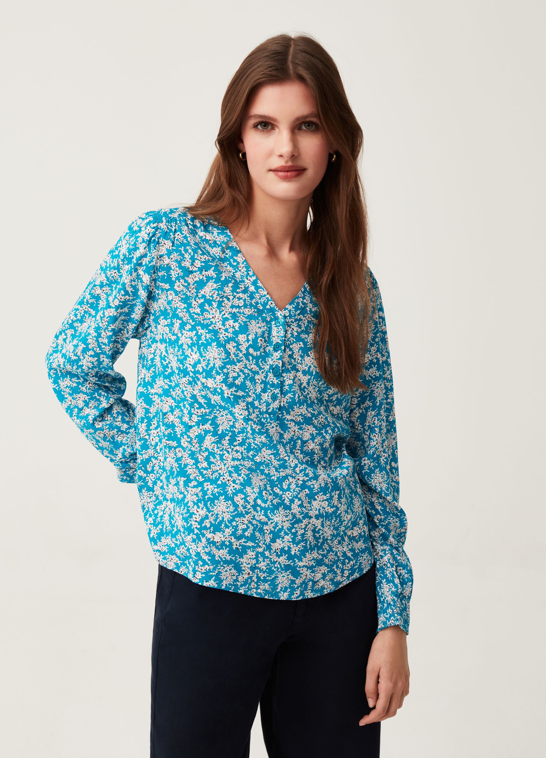 Blusa in viscosa sostenibile stampa floreale_1