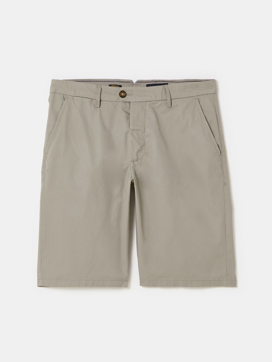 Bermuda chino in cotone stretch_3