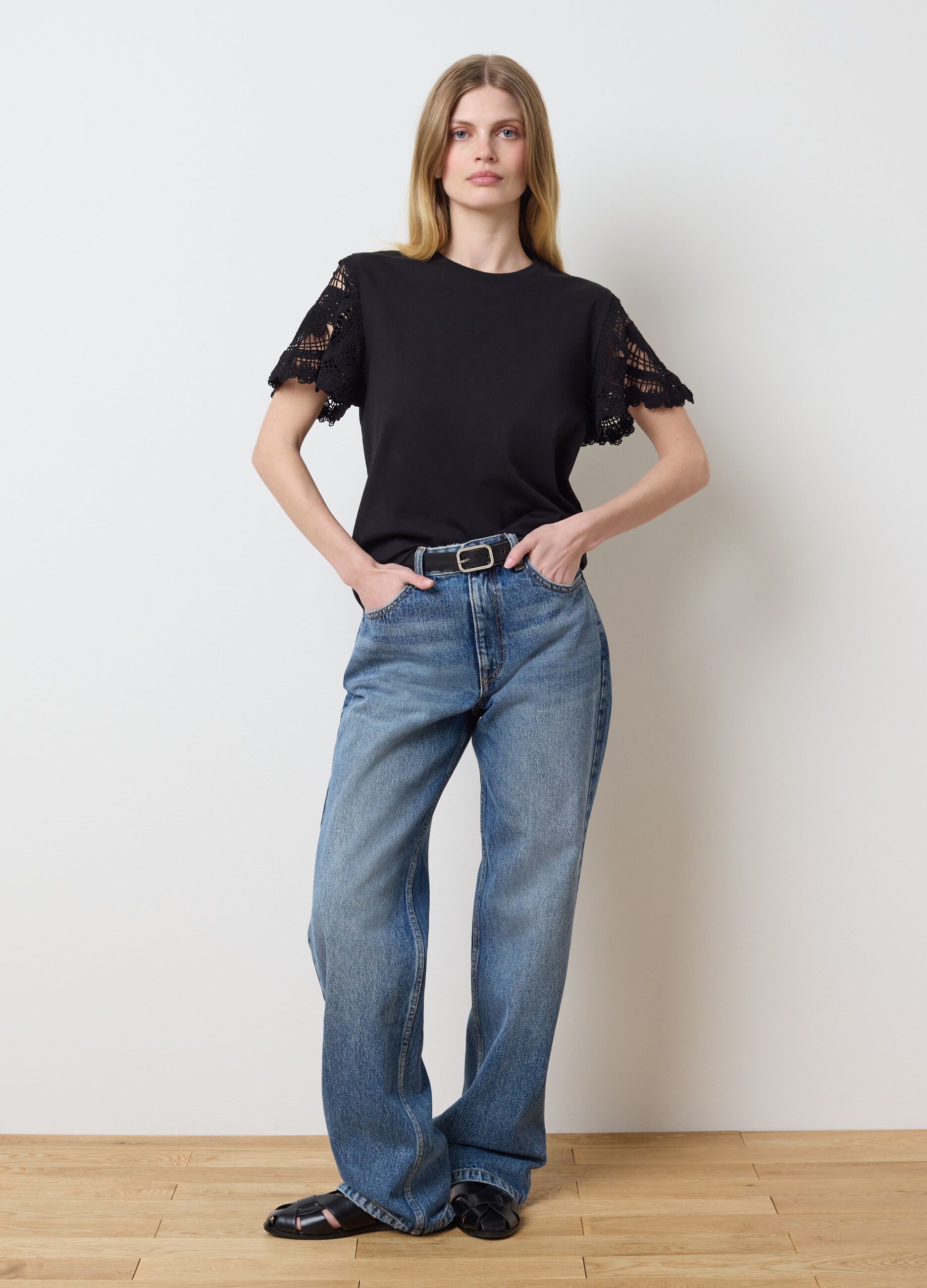 Black T-shirt with lace details