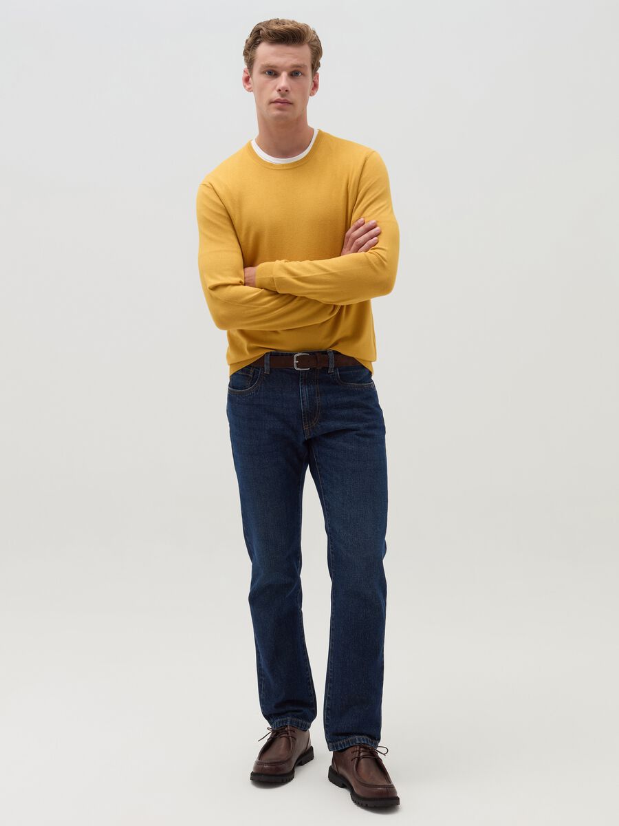 Round neck pullover_1