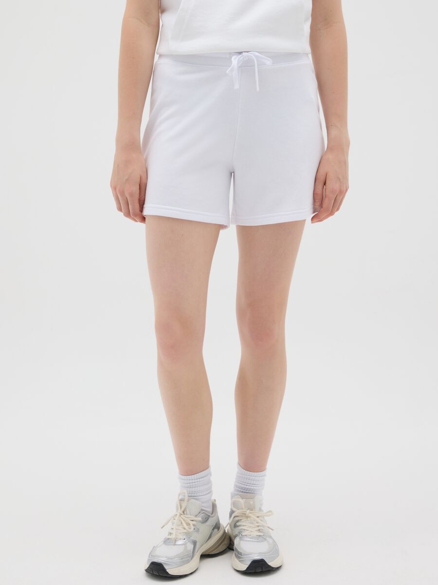Women's white cotton blend shorts regular fit_1