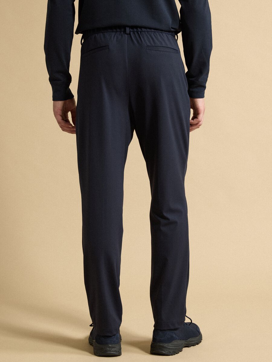Pantaloni blu in tessuto elasticizzato 4 Way Stretch regular fit Easy Iron_3
