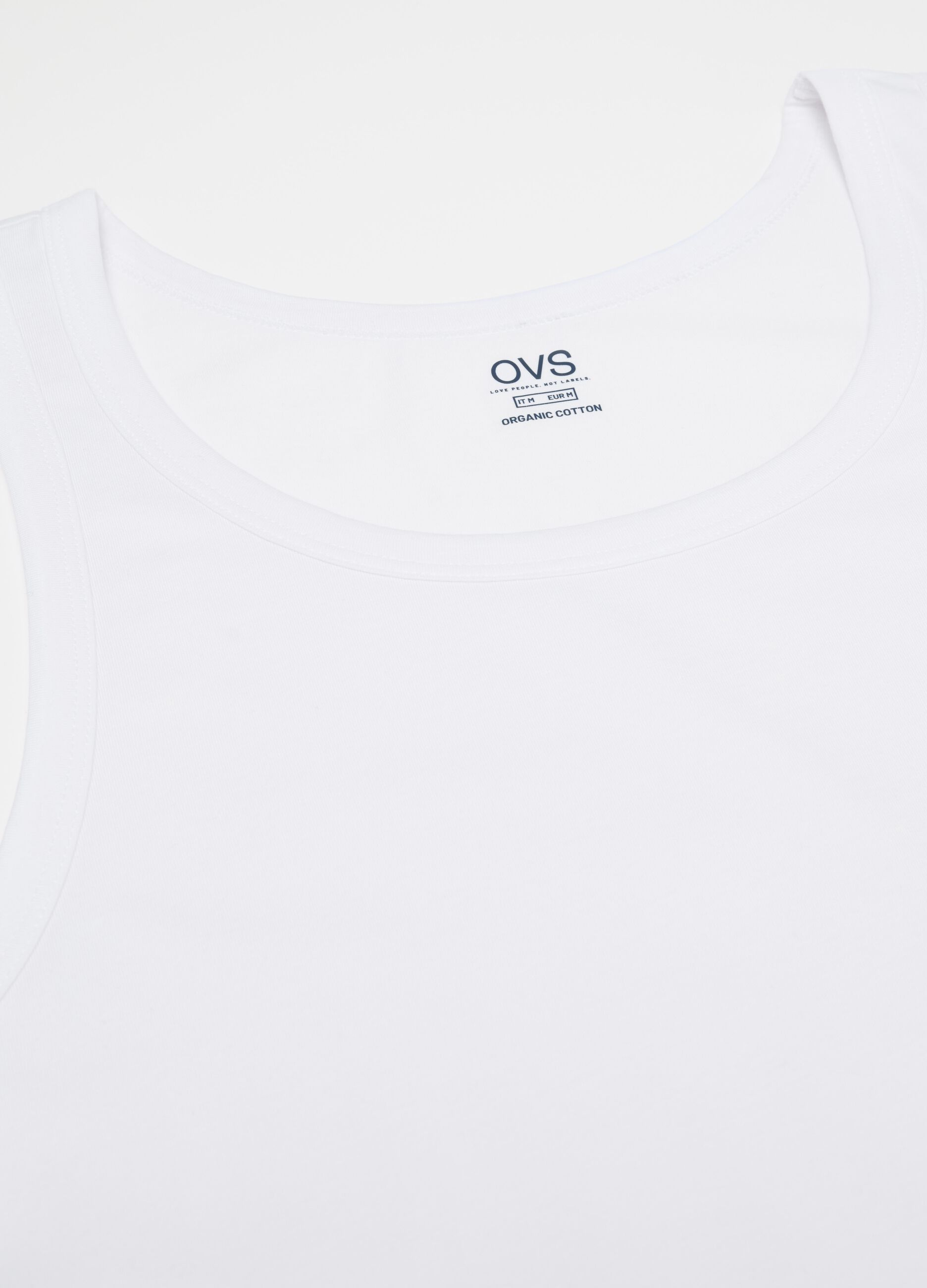 Organic cotton racerback vest with round neck