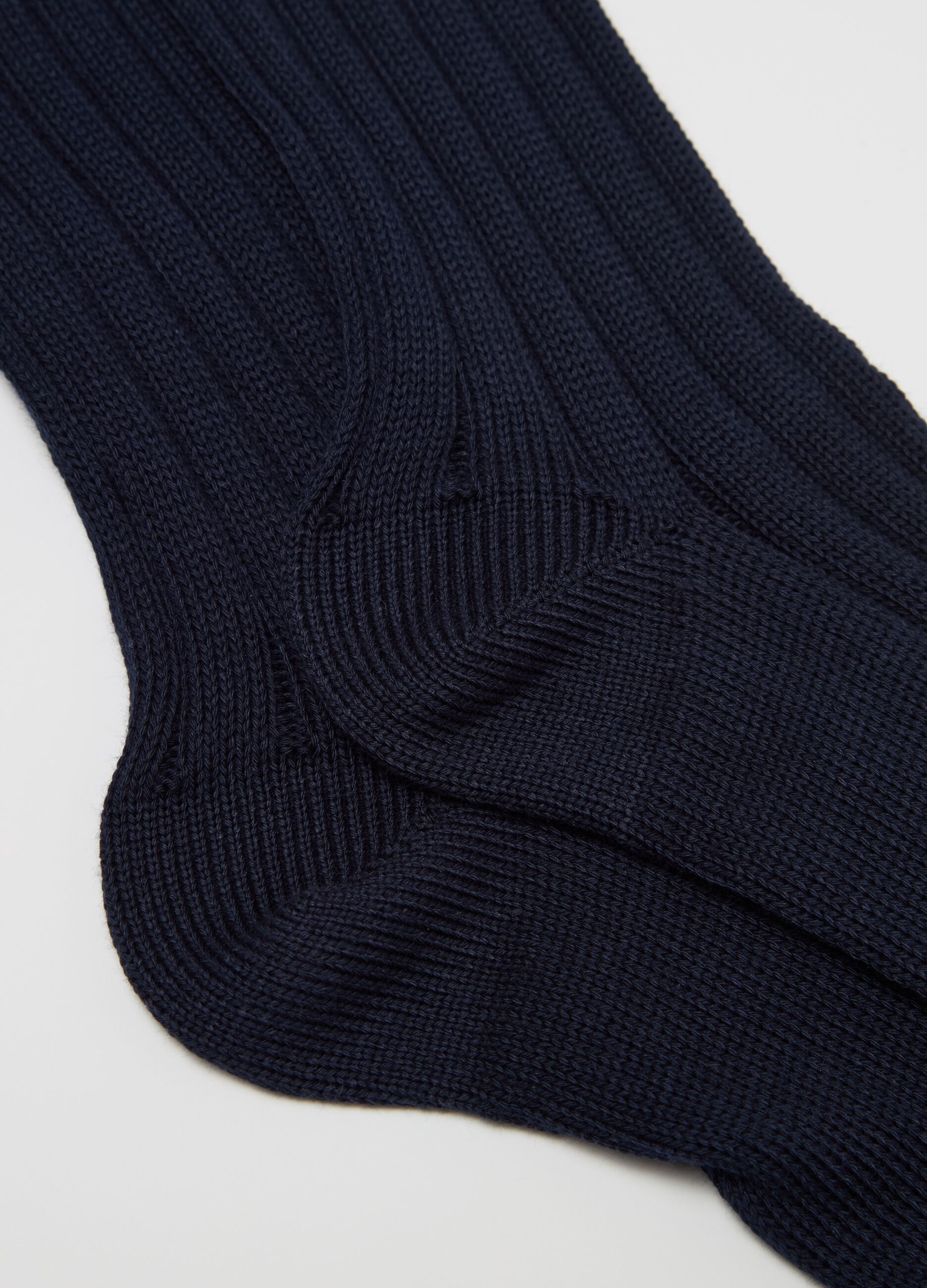 Long flat-ribbed socks