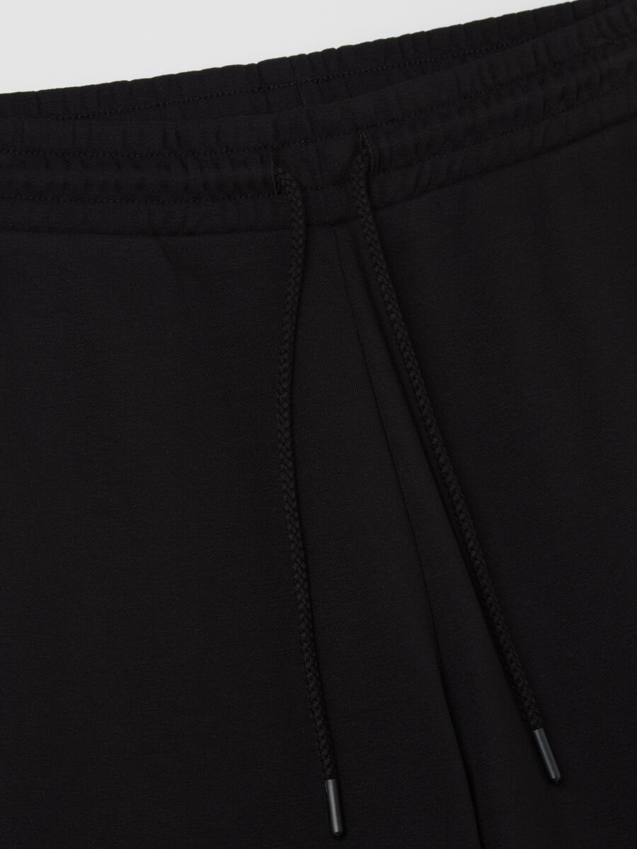 Essential straight-fit joggers with drawstring_5