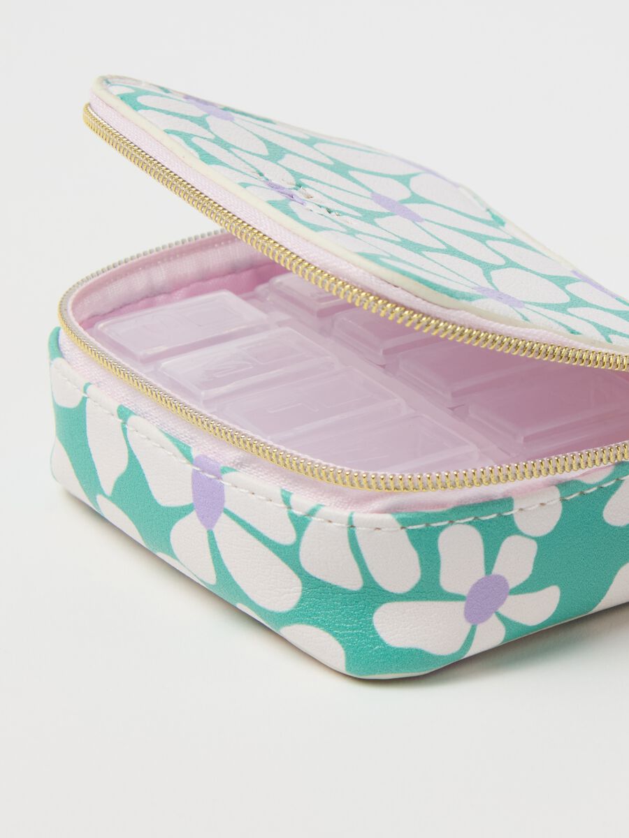 Pill box with print and zip_2