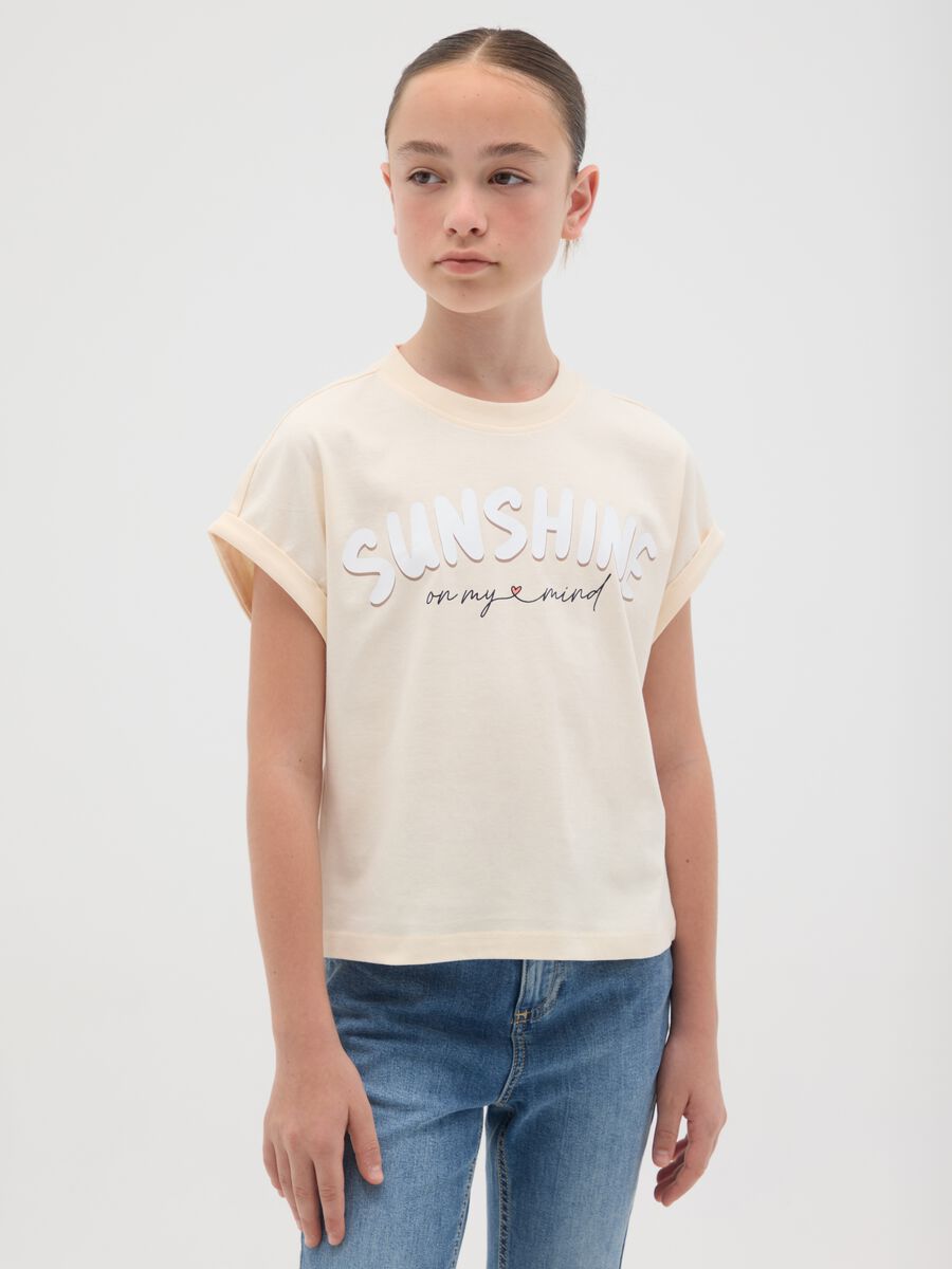 T-shirt da ragazze in puro cotone beige boxy fit_0