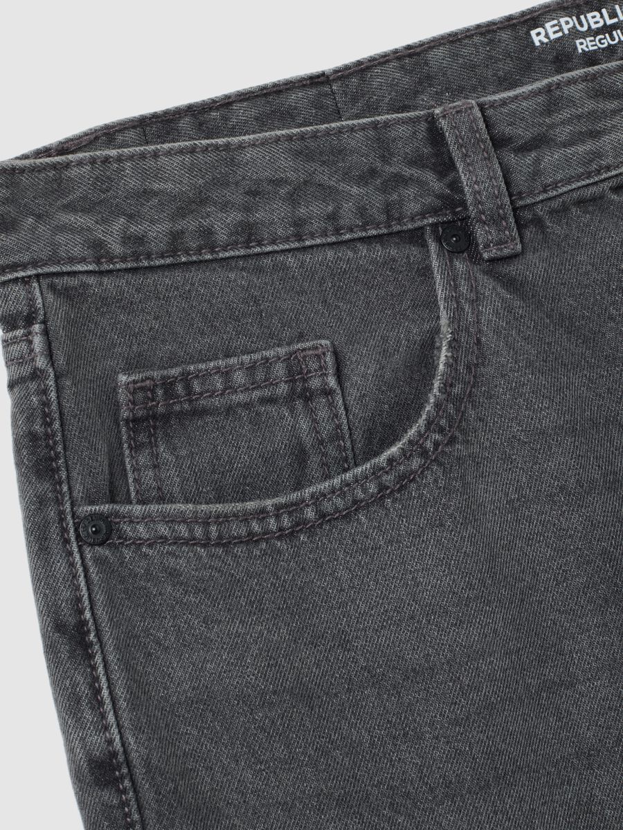 Grey pure cotton regular tapered jeans_5
