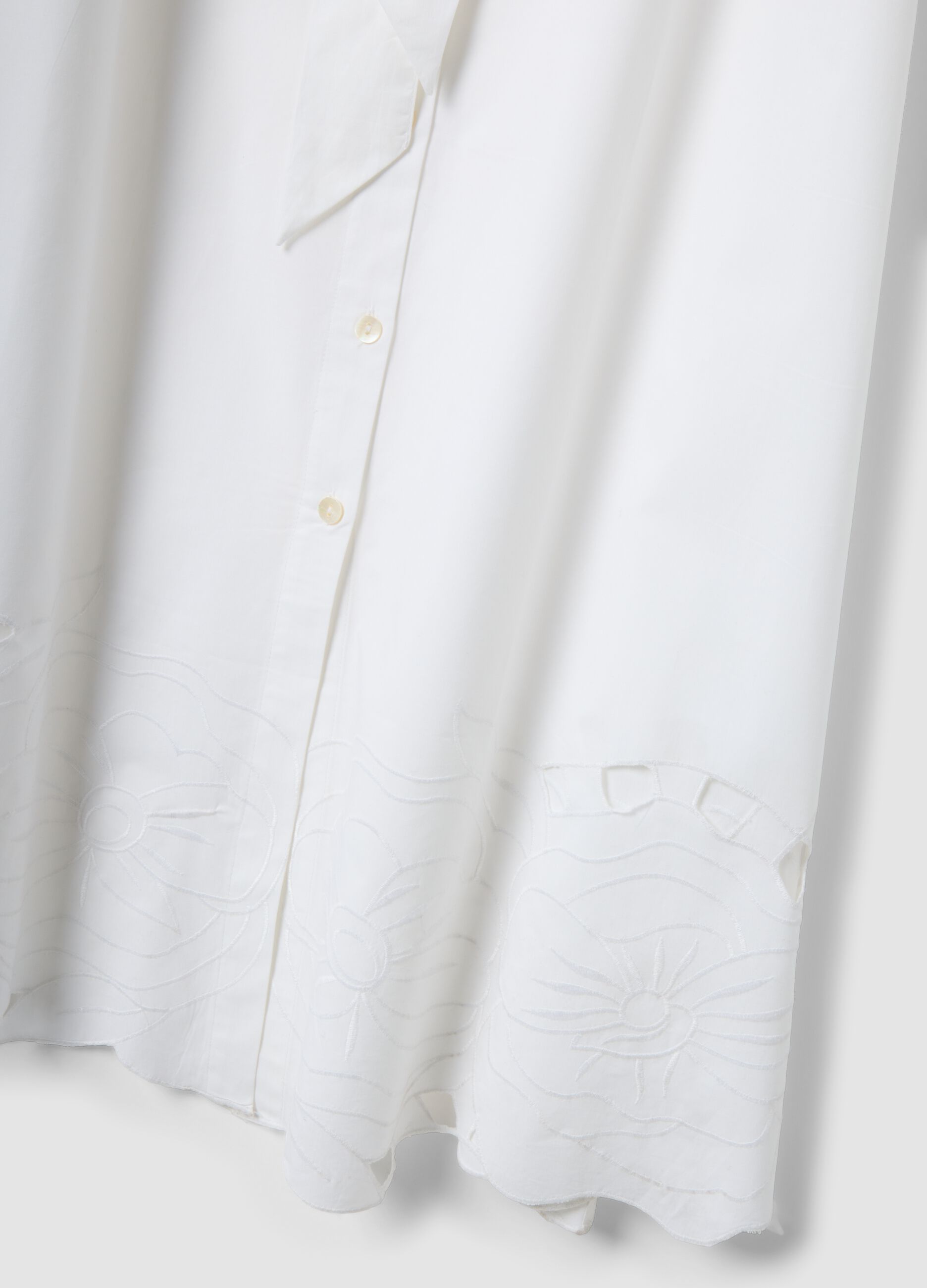 Abito lungo bianco in puro cotone regular fit con ricami