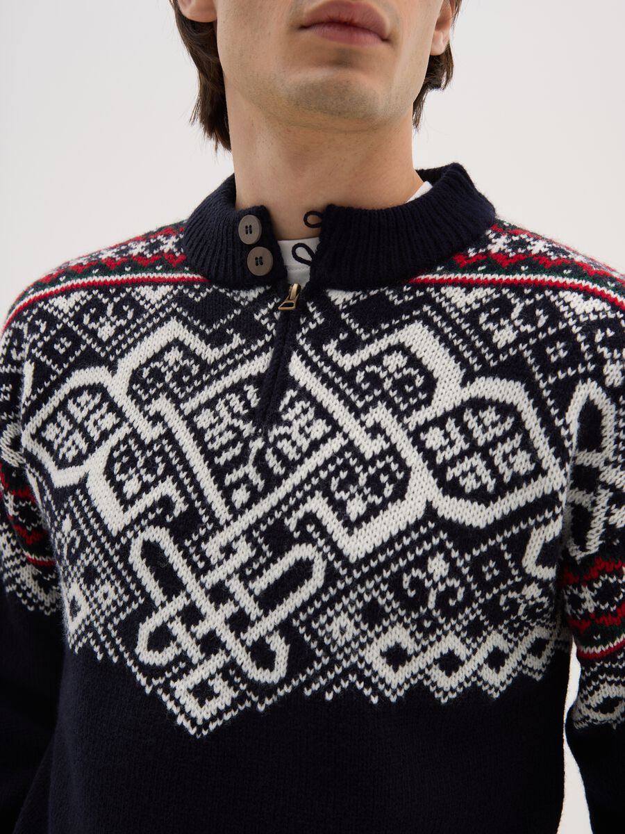 Pullover blu con motivo jacquard in misto lana con zip_4