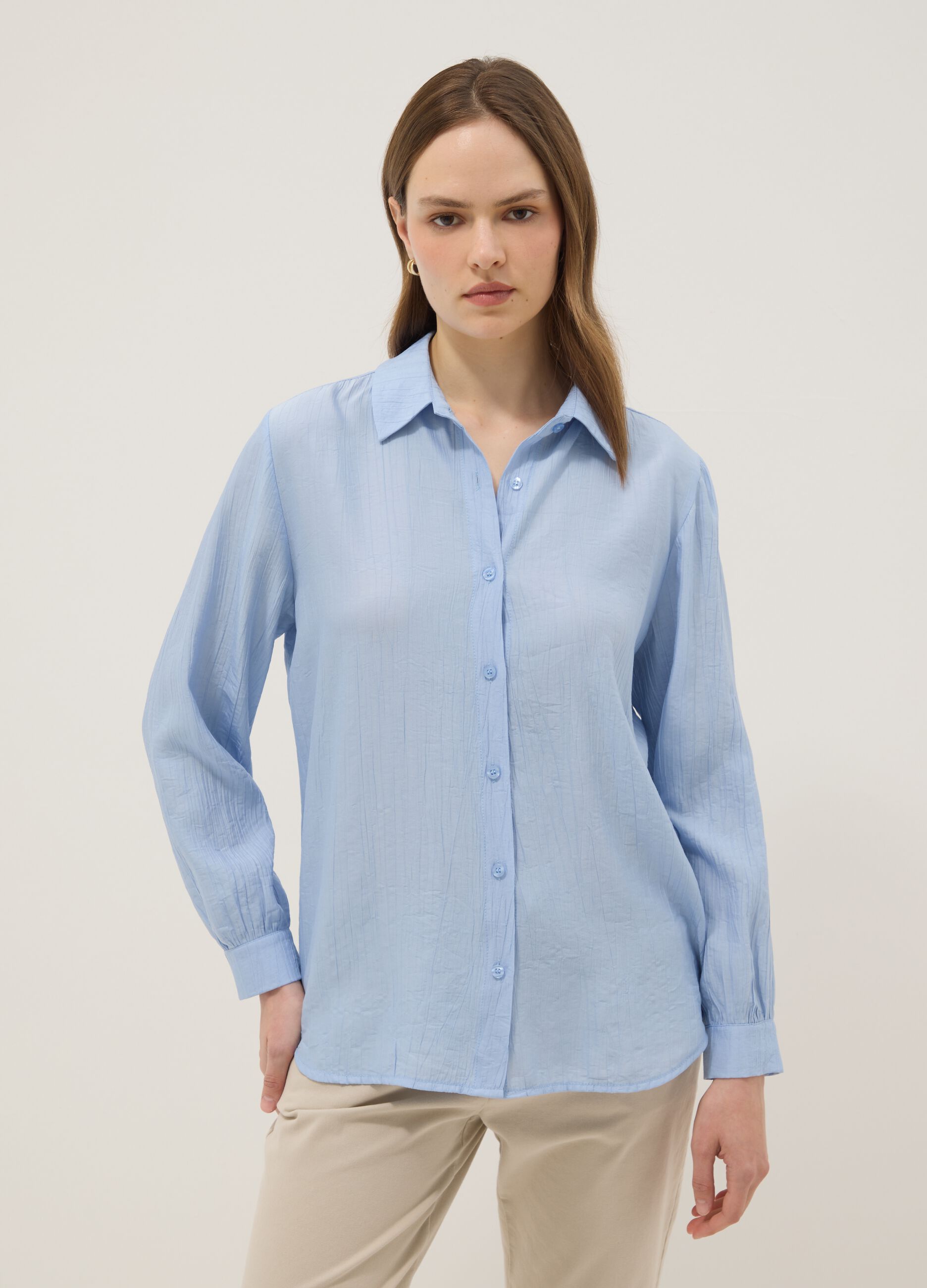 Light blue viscose-blend regular-fit shirt with crinkled texture