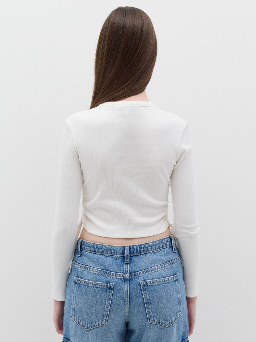 Crop T-shirt with laces_3