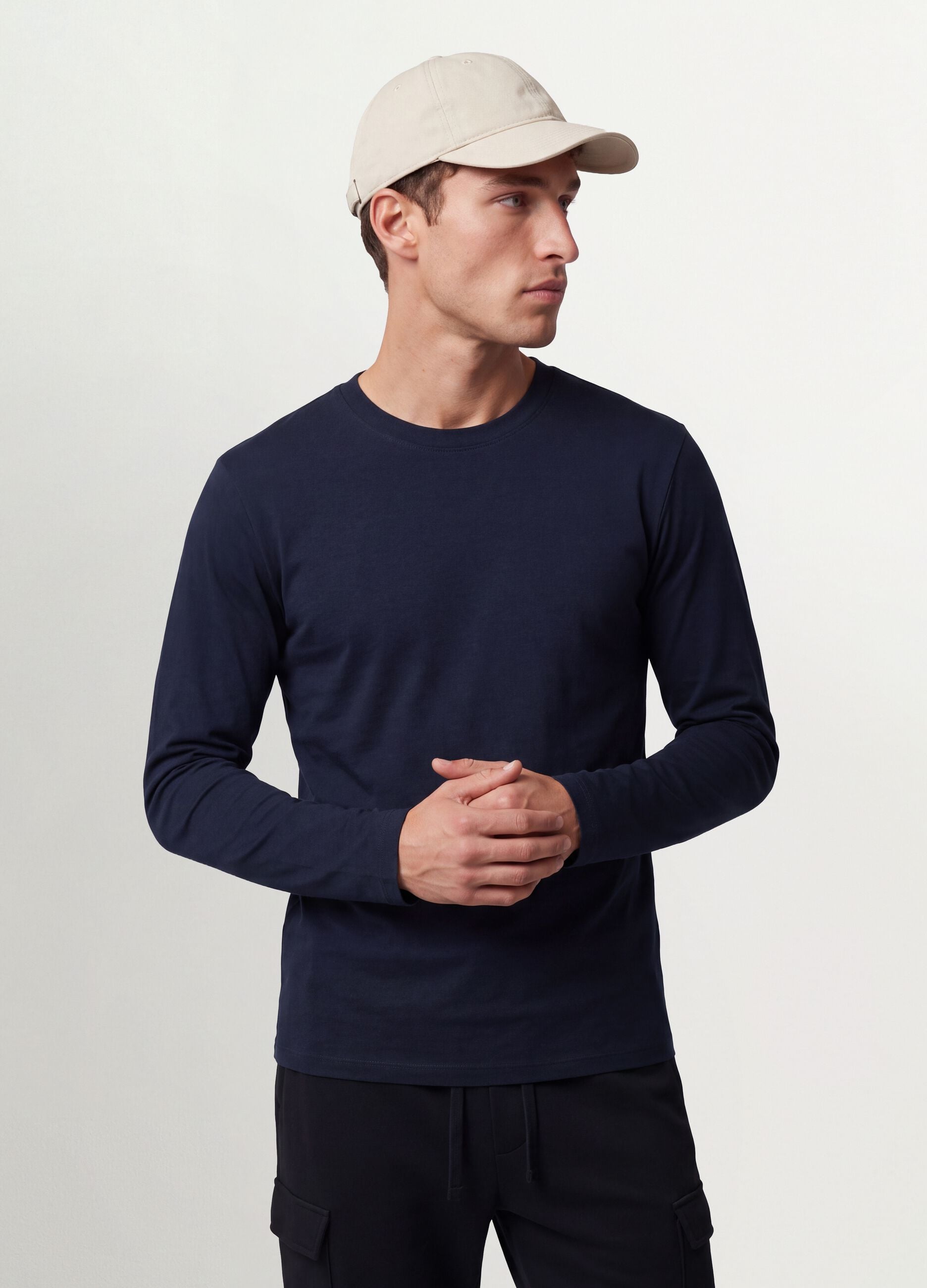Men&rsquo;s Blue Long-Sleeve Crew-Neck T-shirt in 100% Organic Cotton