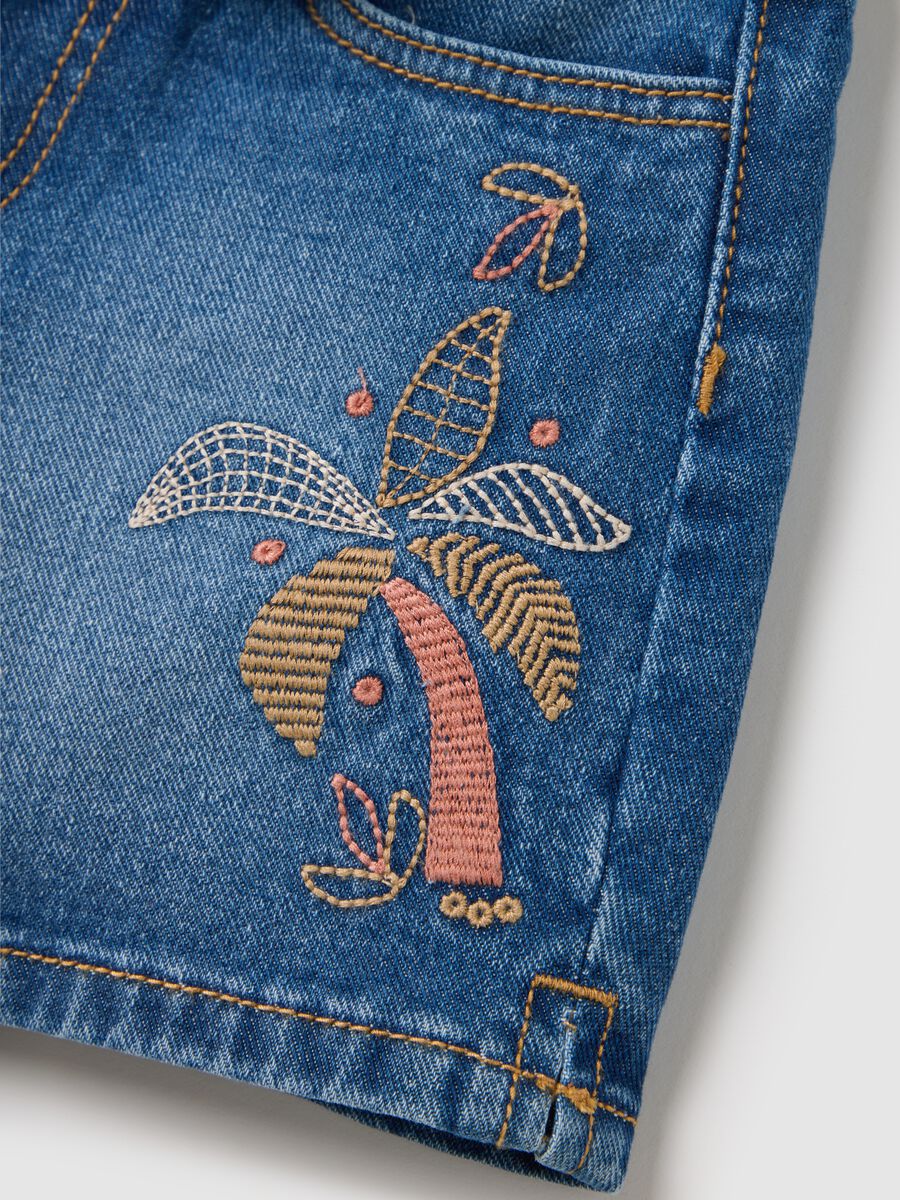 Girls' pure cotton denim shorts with regular fit_2