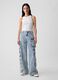 Baggy-fit cargo jeans with multiple pockets_0