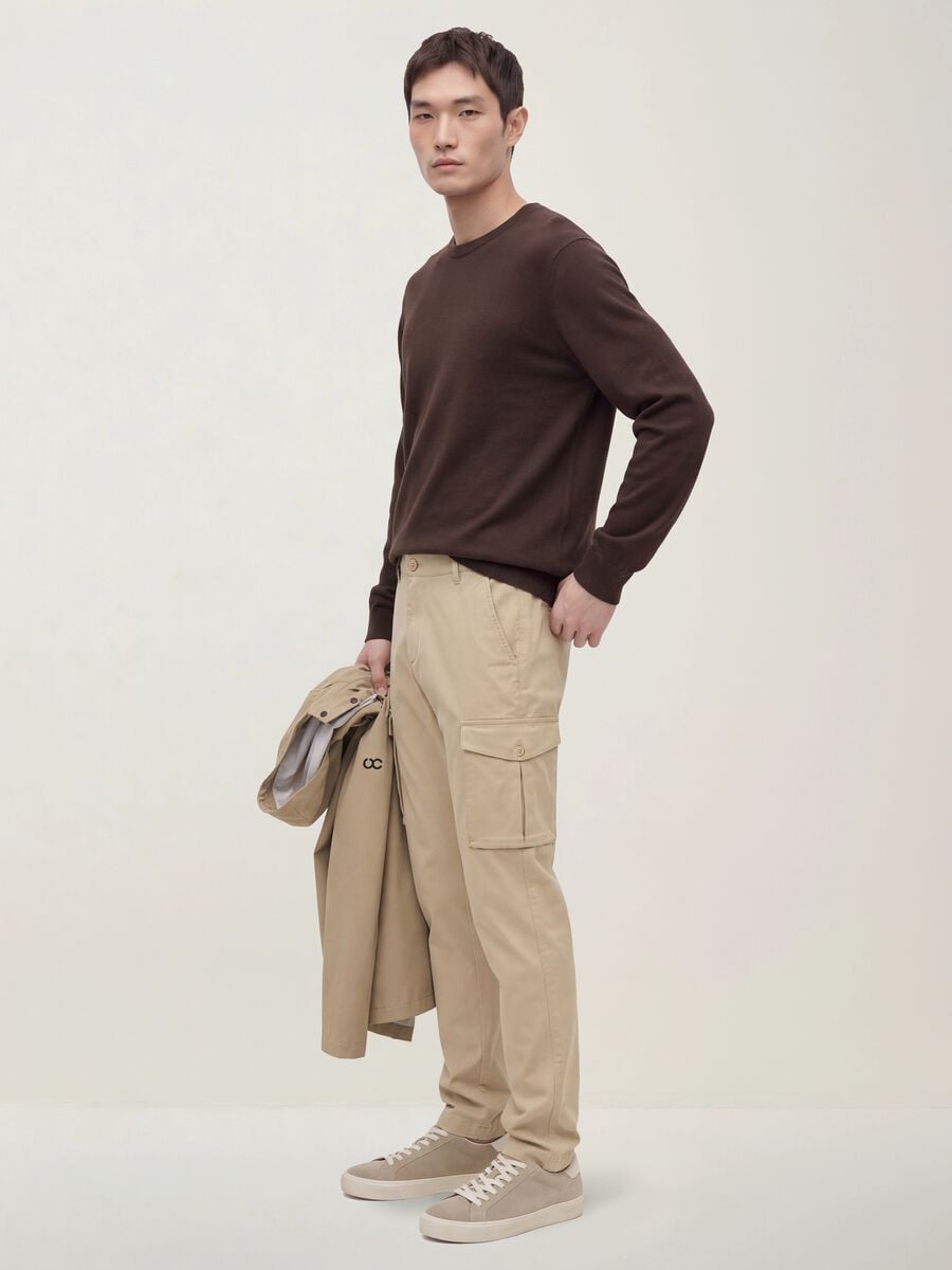 Pantaloni cargo beige in cotone elasticizzato slim fit_0