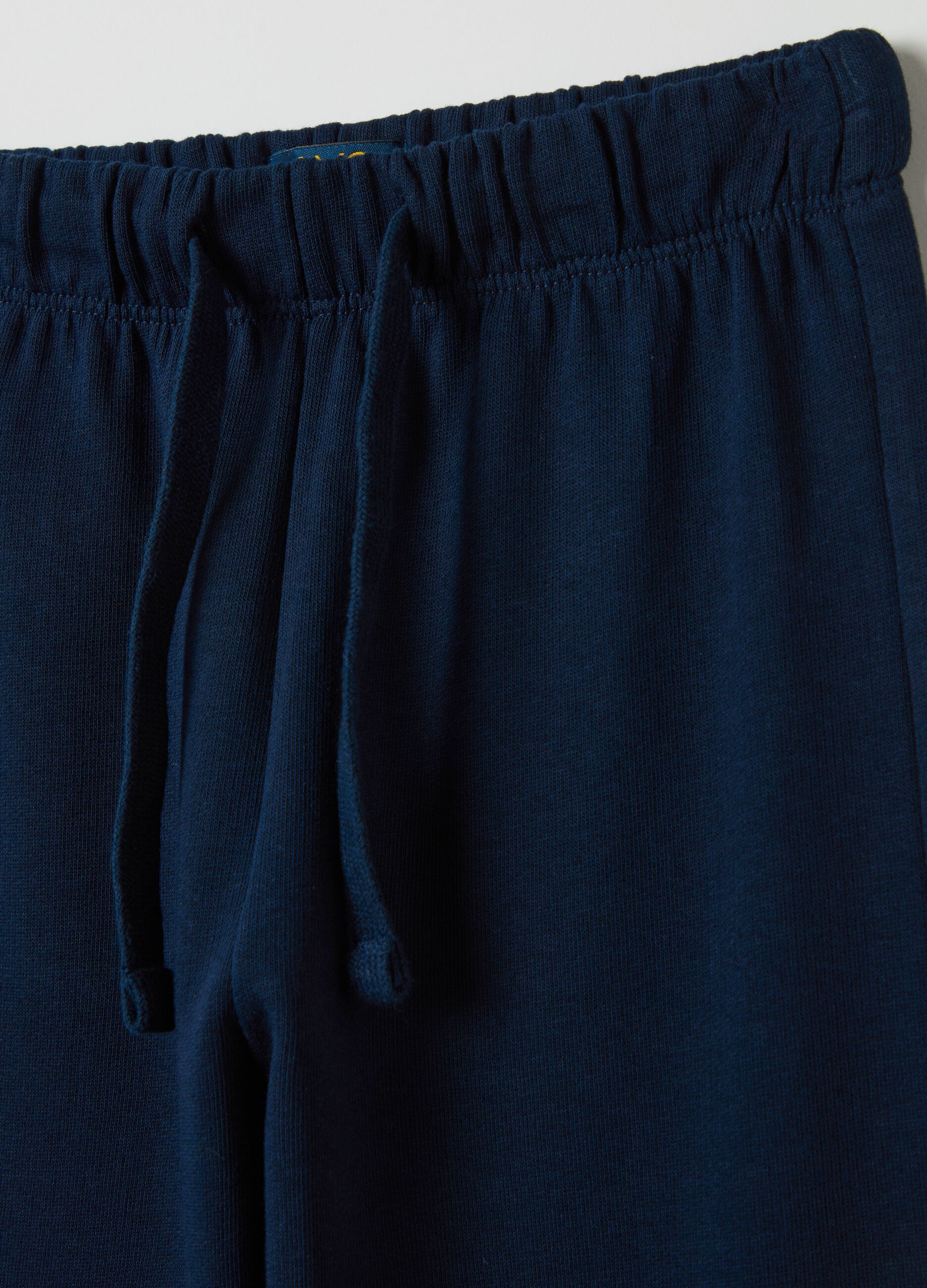 Fleece joggers with drawstring