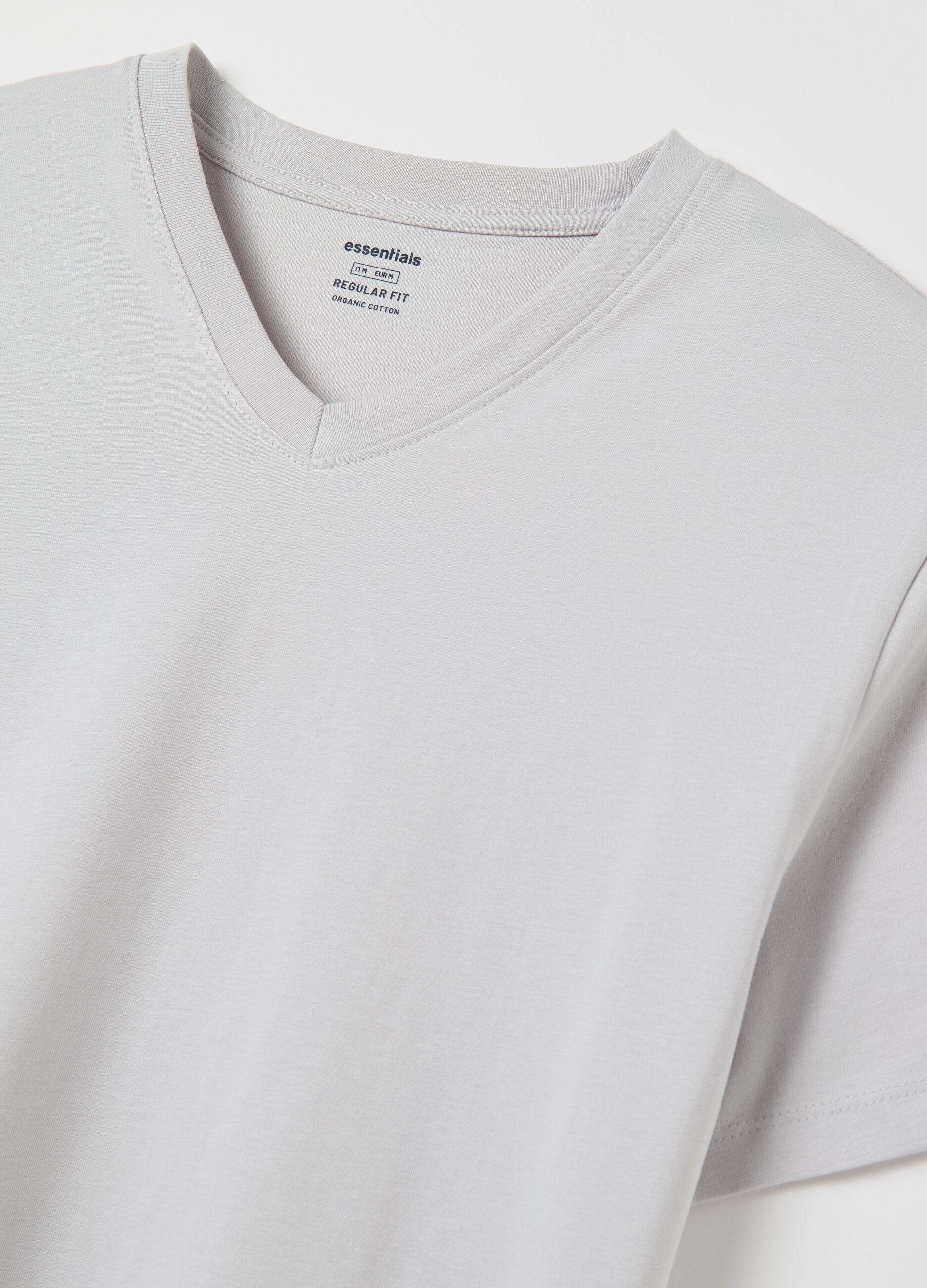 Organic cotton T-shirt with V neck
