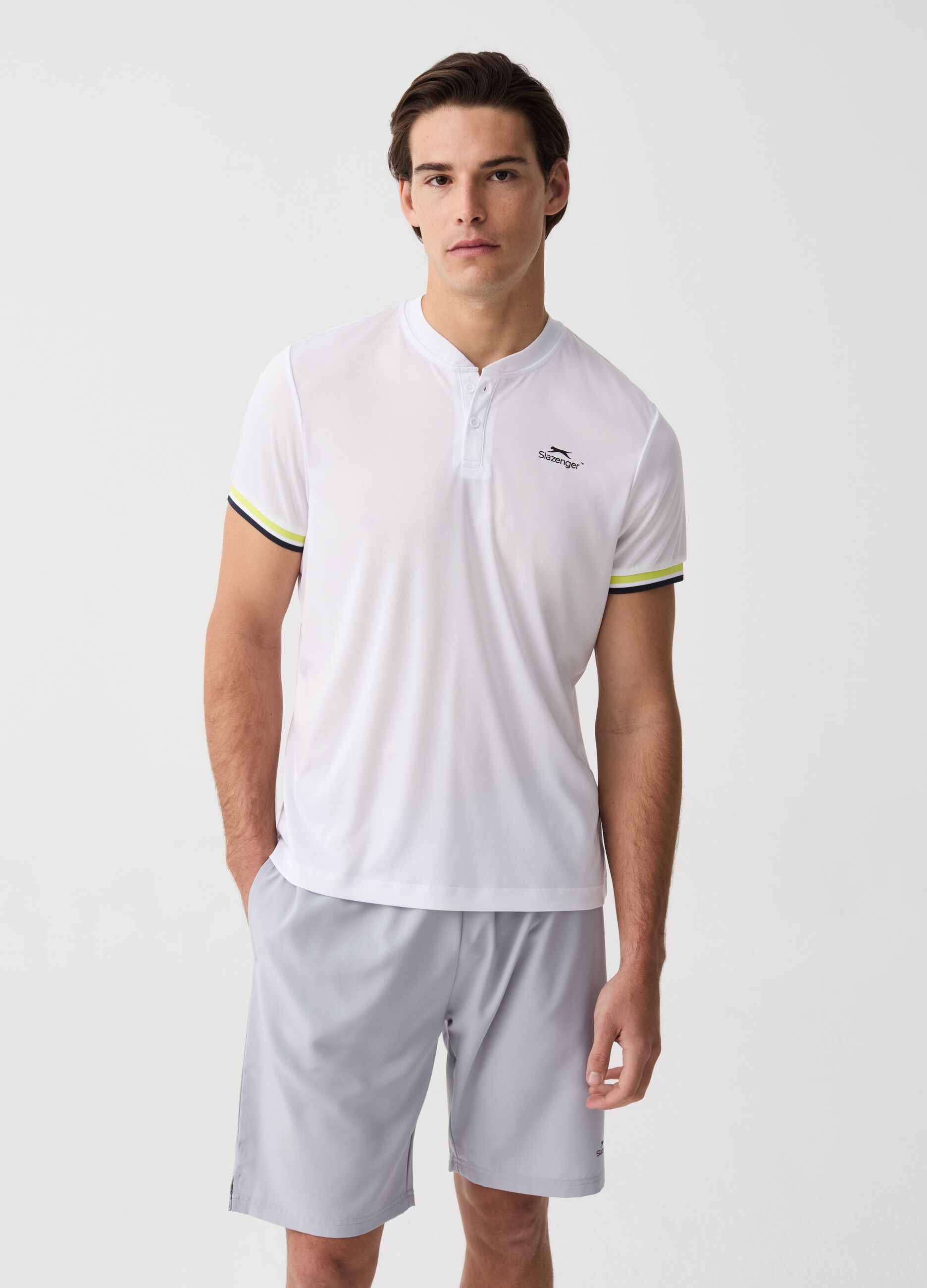 Quick-dry Bermuda tennis shorts with Slazenger print