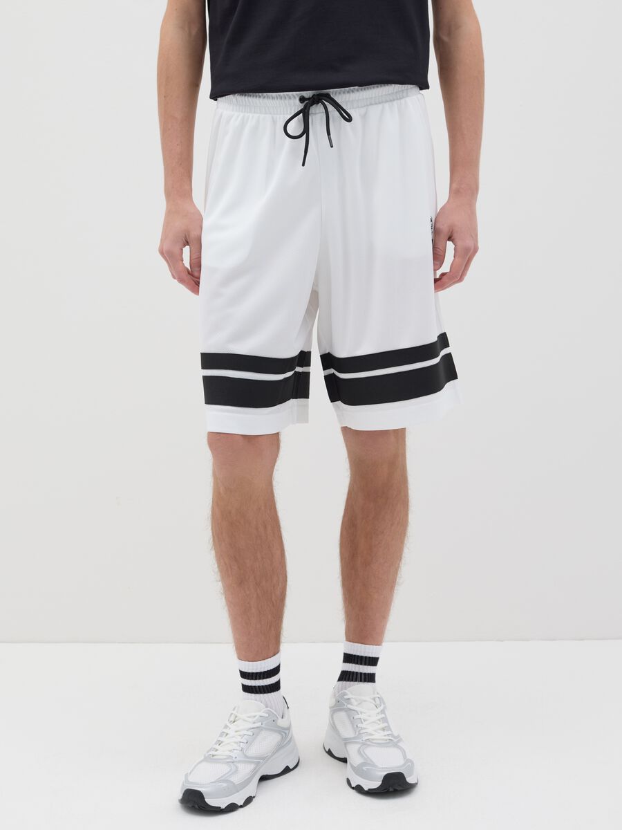 White Bermuda joggers with NFC print_1
