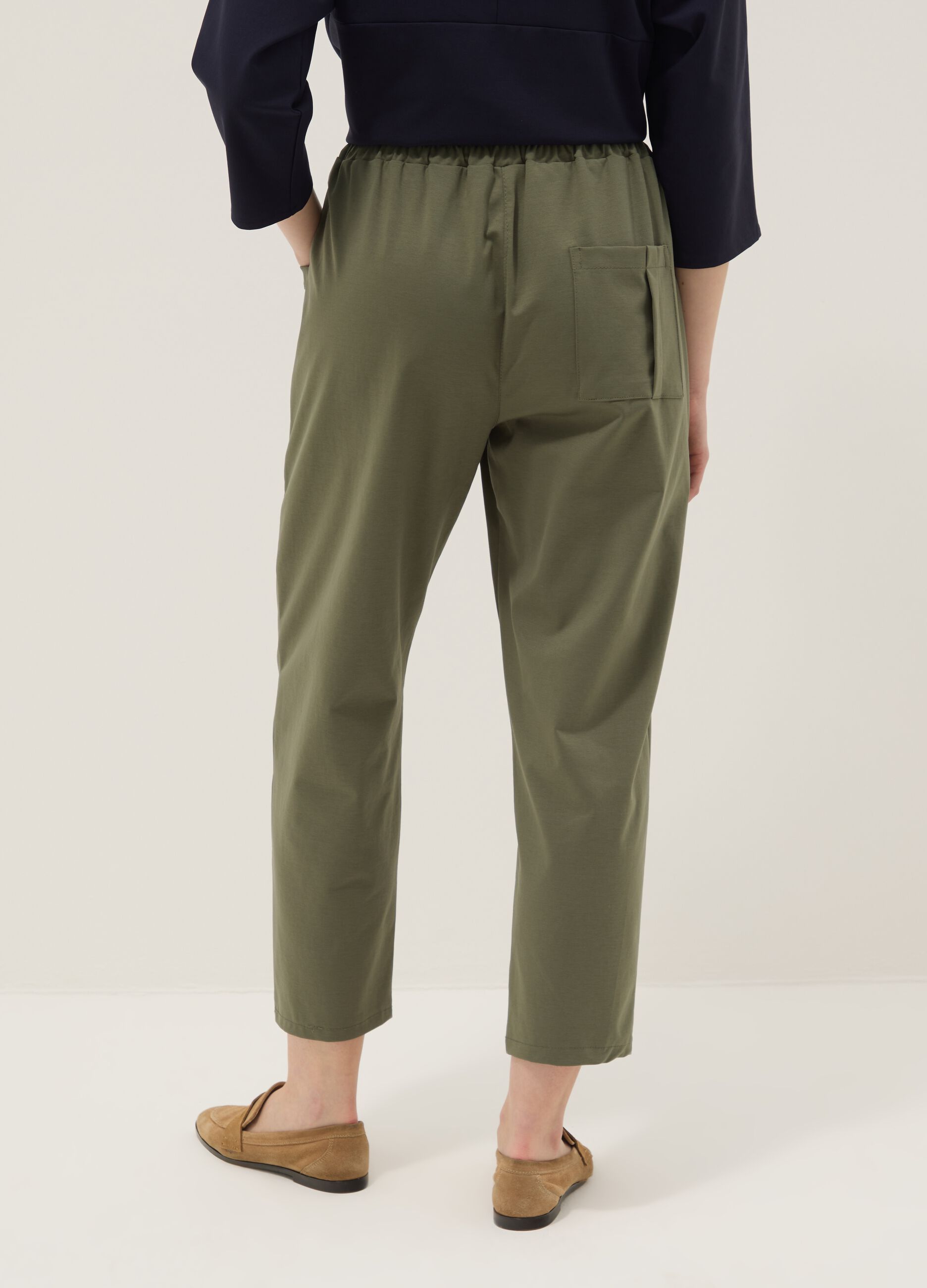 Green stretch-cotton trousers with elasticated waistband, regular fit