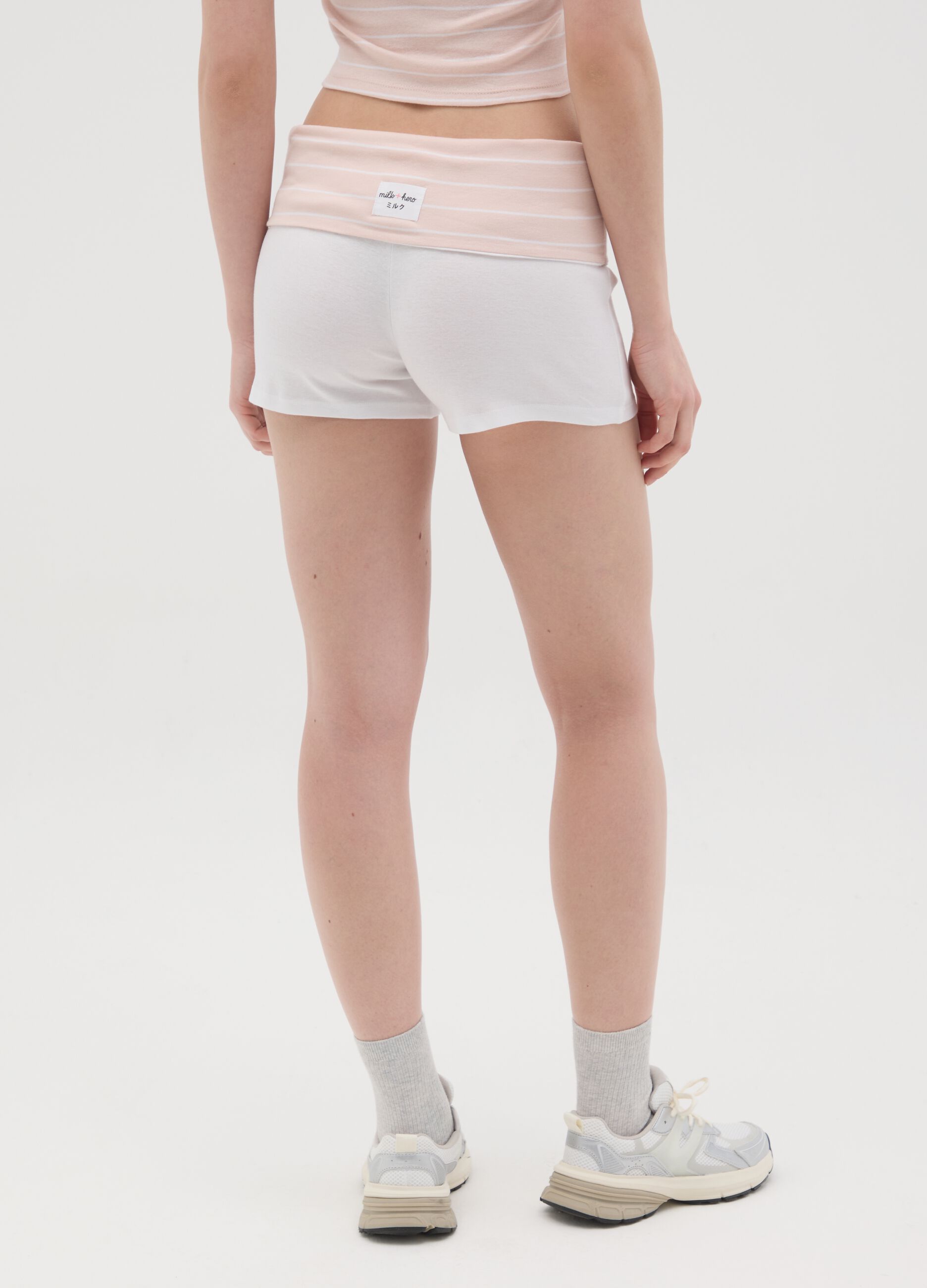 Pantaloncini da donna in puro cotone multicolor slim fit con risvolto