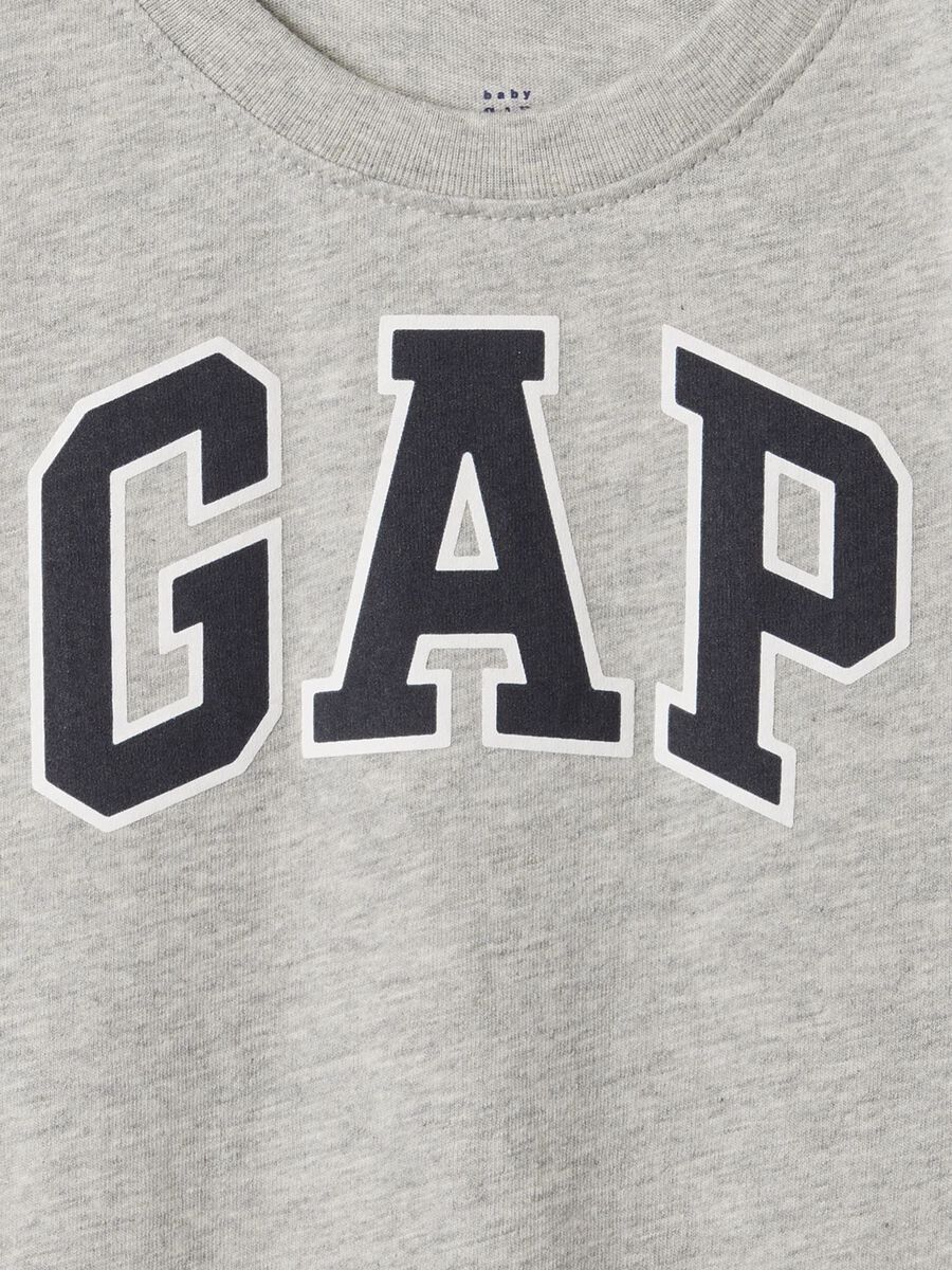 Grey T-shirt with GAP logo_2