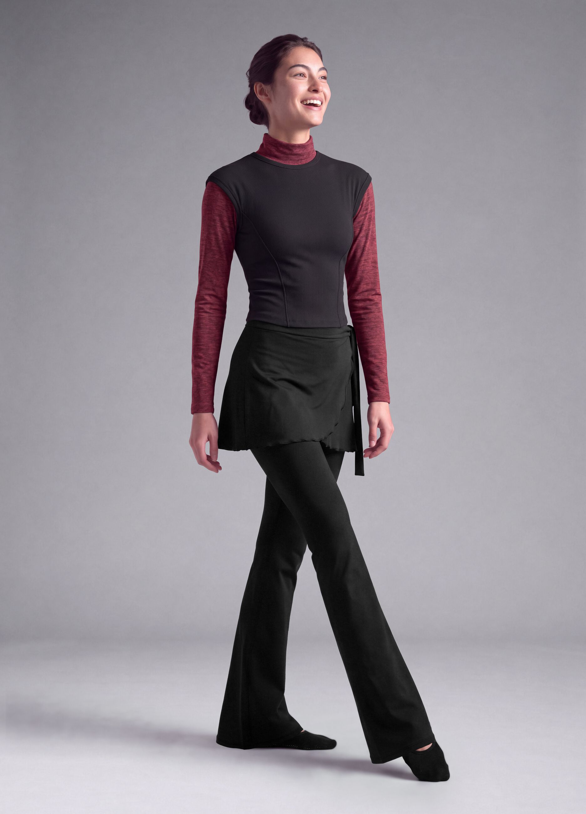 Leggings neri flare in tessuto elasticizzato traspirante ALTAVIA STUDIO