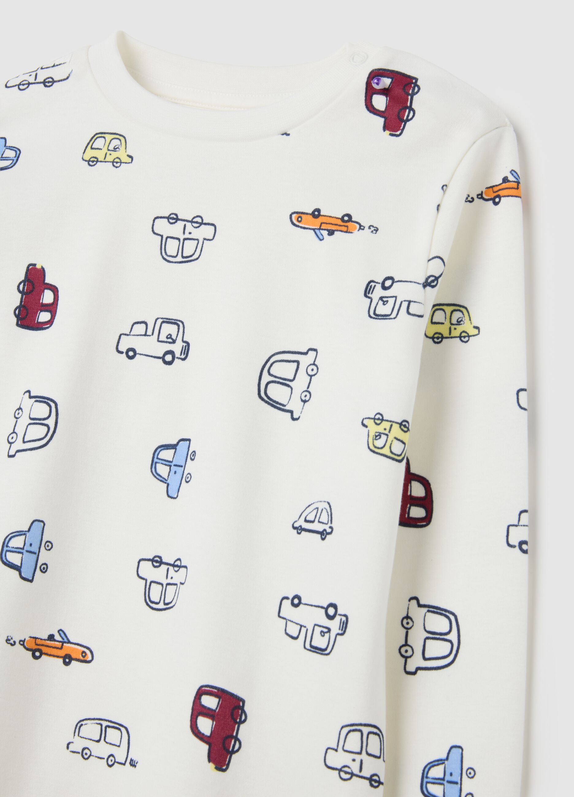 Pyjamas with colourful vehicle prints
