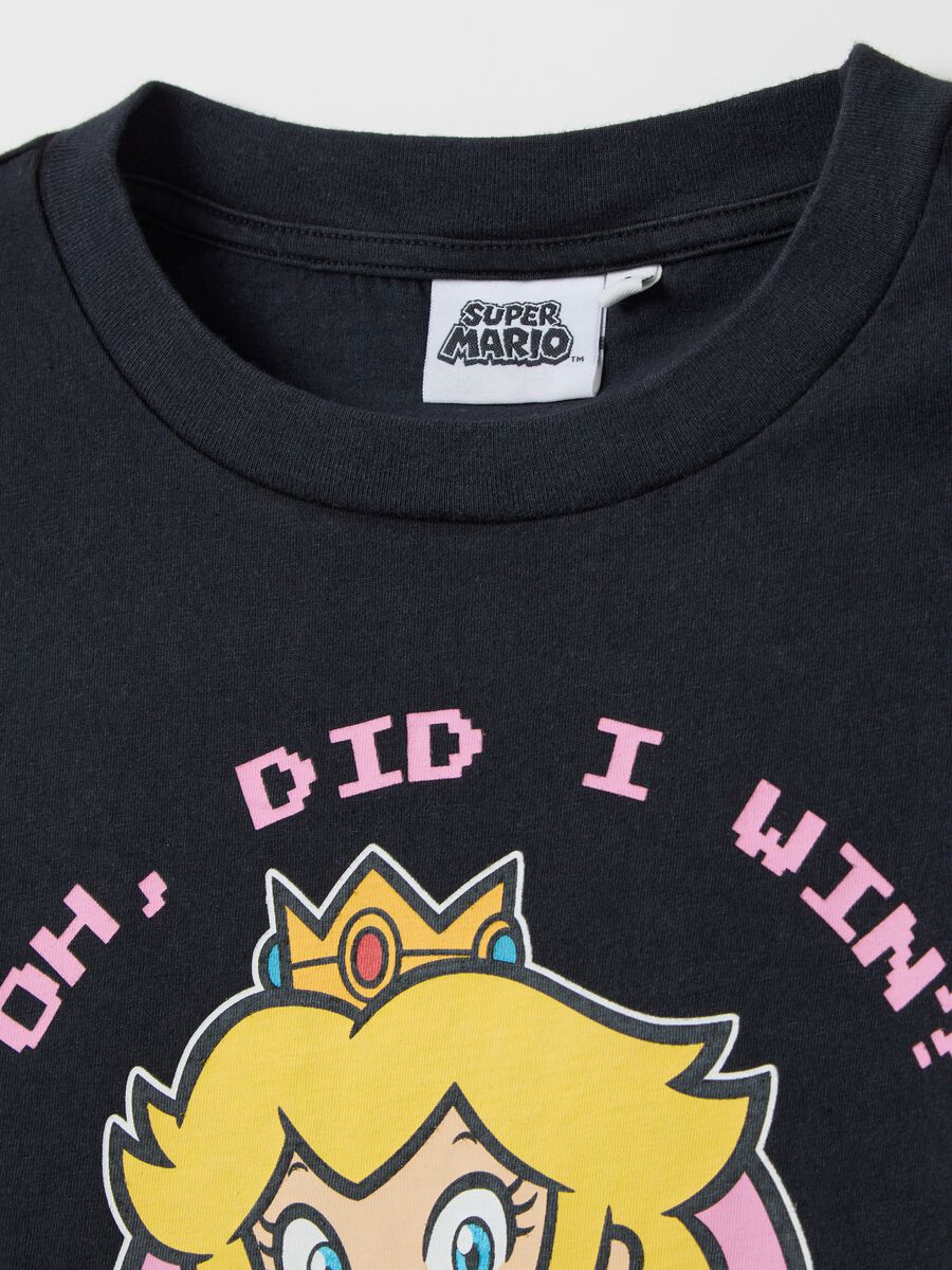 Black T-shirt in cotton with Super Mario™ Princess Peach print_5